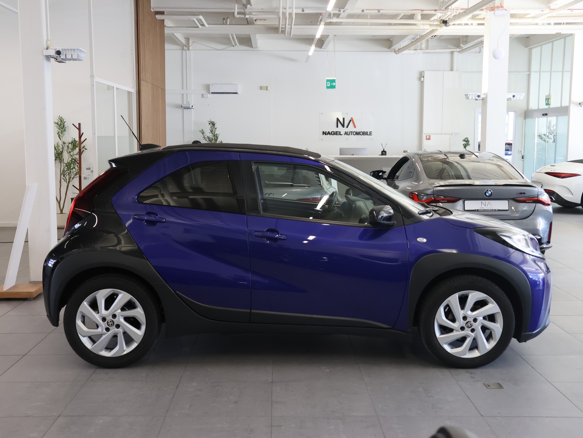 TOYOTA Aygo X 1.0 VVT-i Trend CVT *Sitzheizung* *Rückfahrkamera* *Faltdach*-image-7