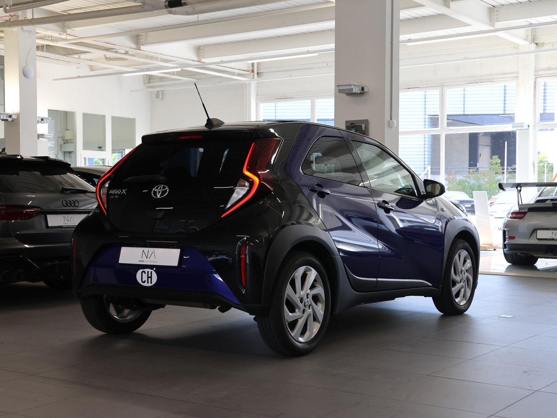 TOYOTA Aygo X 1.0 VVT-i Trend CVT *Sitzheizung* *Rückfahrkamera* *Faltdach*-image-5