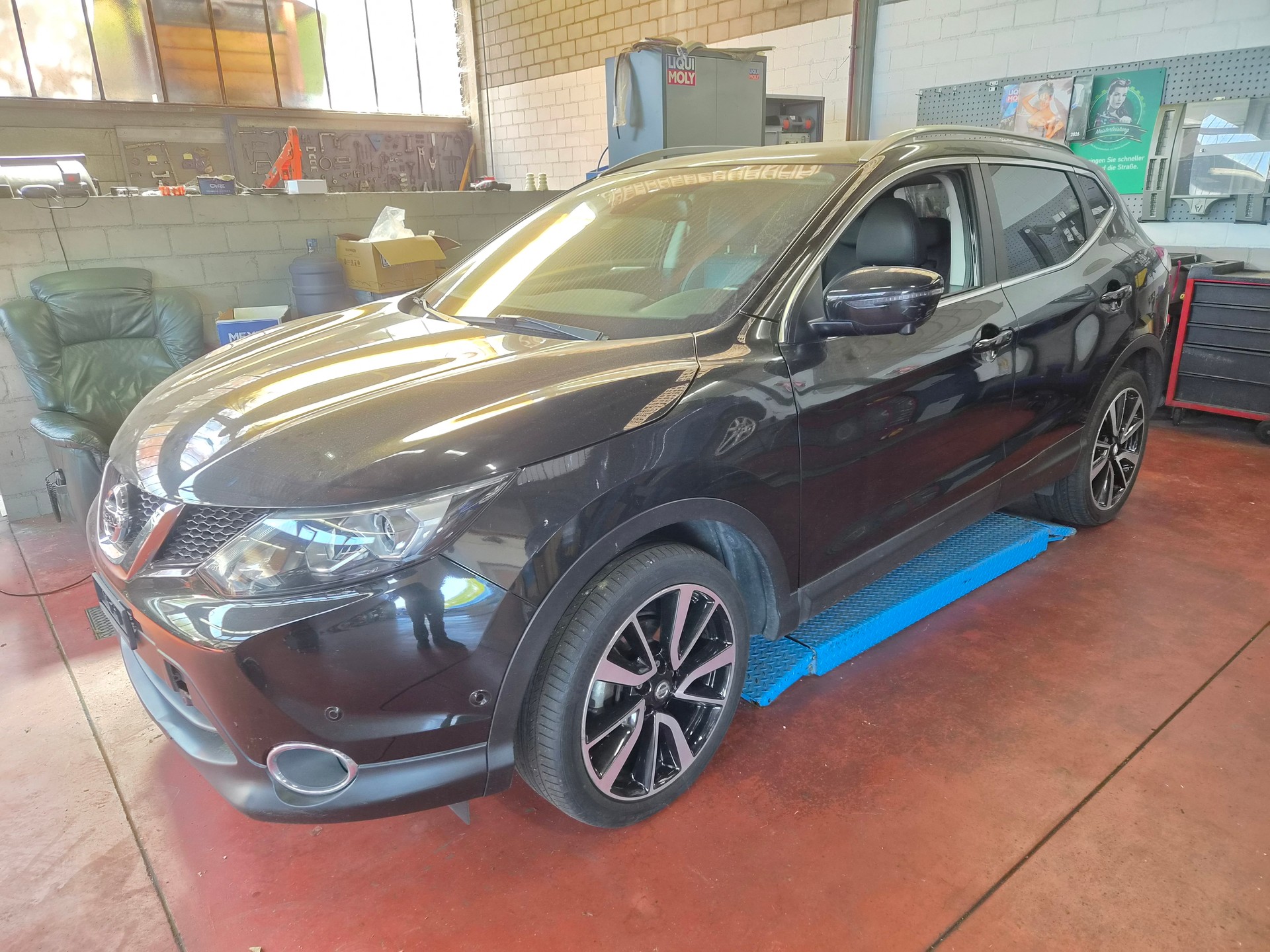 NISSAN Qashqai 1.2 DIG-T tekna Xtronic CVT GETRIEBESCHADEN!-image-2