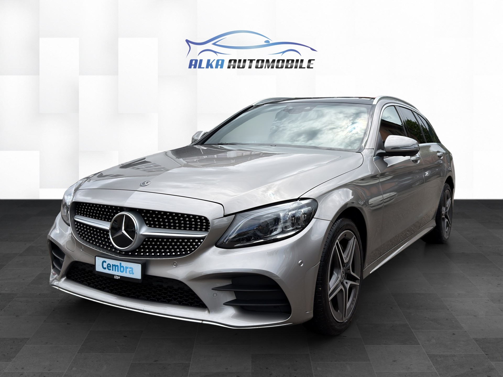 MERCEDES-BENZ C 200 AMG Line 4Matic 9G-Tronic-image-2