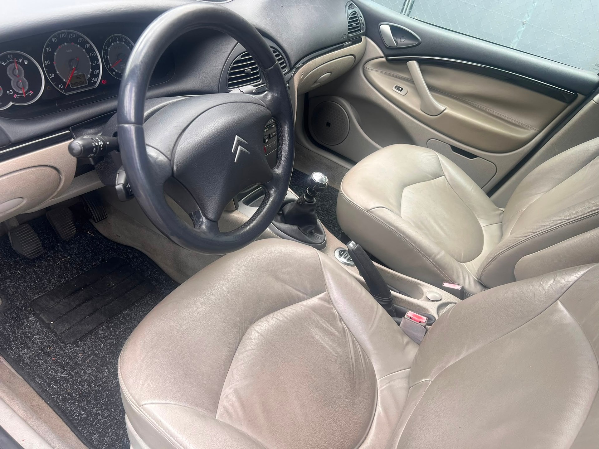 CITROEN C5 Berline 2.2 HDi Exclusive-image-6