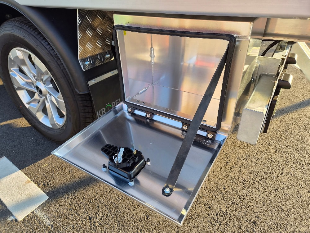 ISUZU D-MAX 2.2 CrewCab Evolution 4x4 AT-image-17