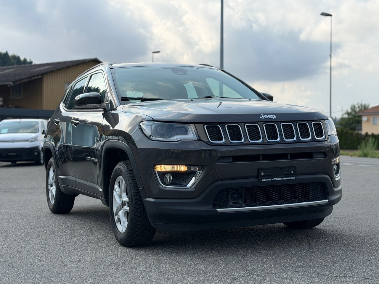 JEEP Compass 1.4 Turbo Limited AWD 9ATX-image-2