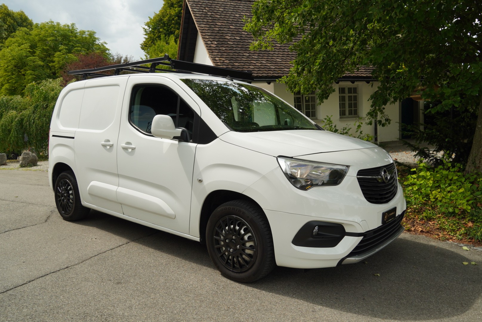 OPEL Combo 1.5 Dynamic start/stop A-image-10