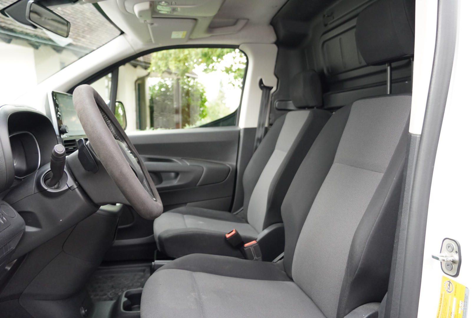 OPEL Combo 1.5 Dynamic start/stop A-image-5
