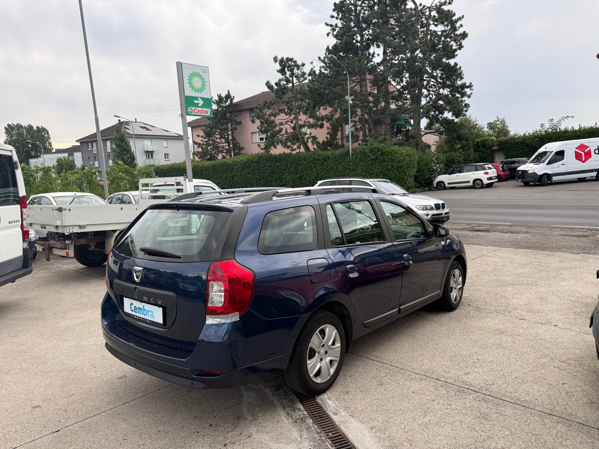 DACIA Logan MCV 0.9 Lauréate Automatic-image-10