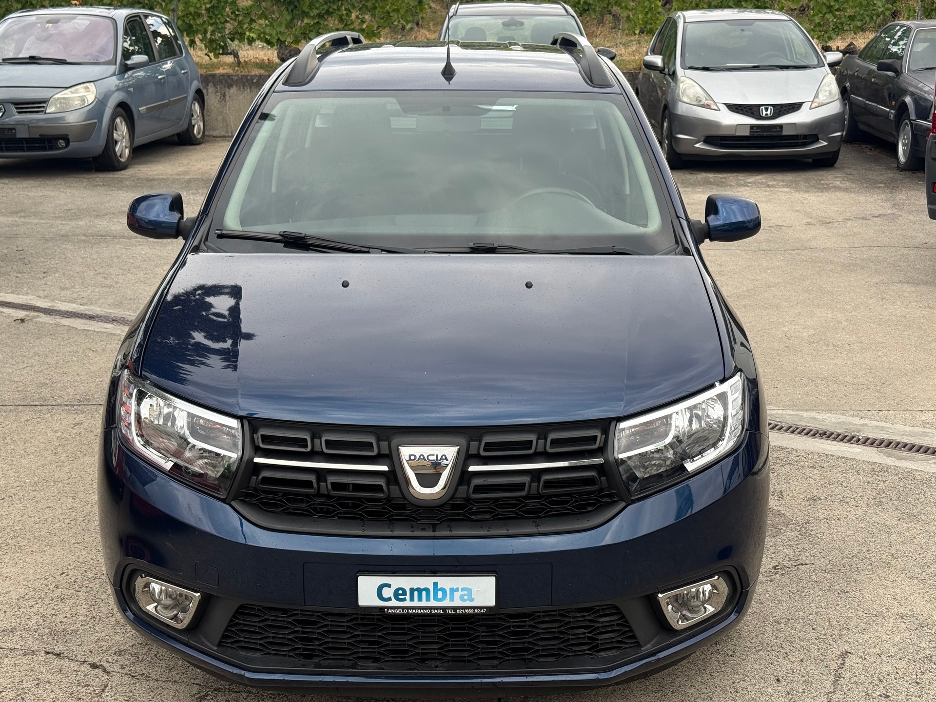 DACIA Logan MCV 0.9 Lauréate Automatic-image-1