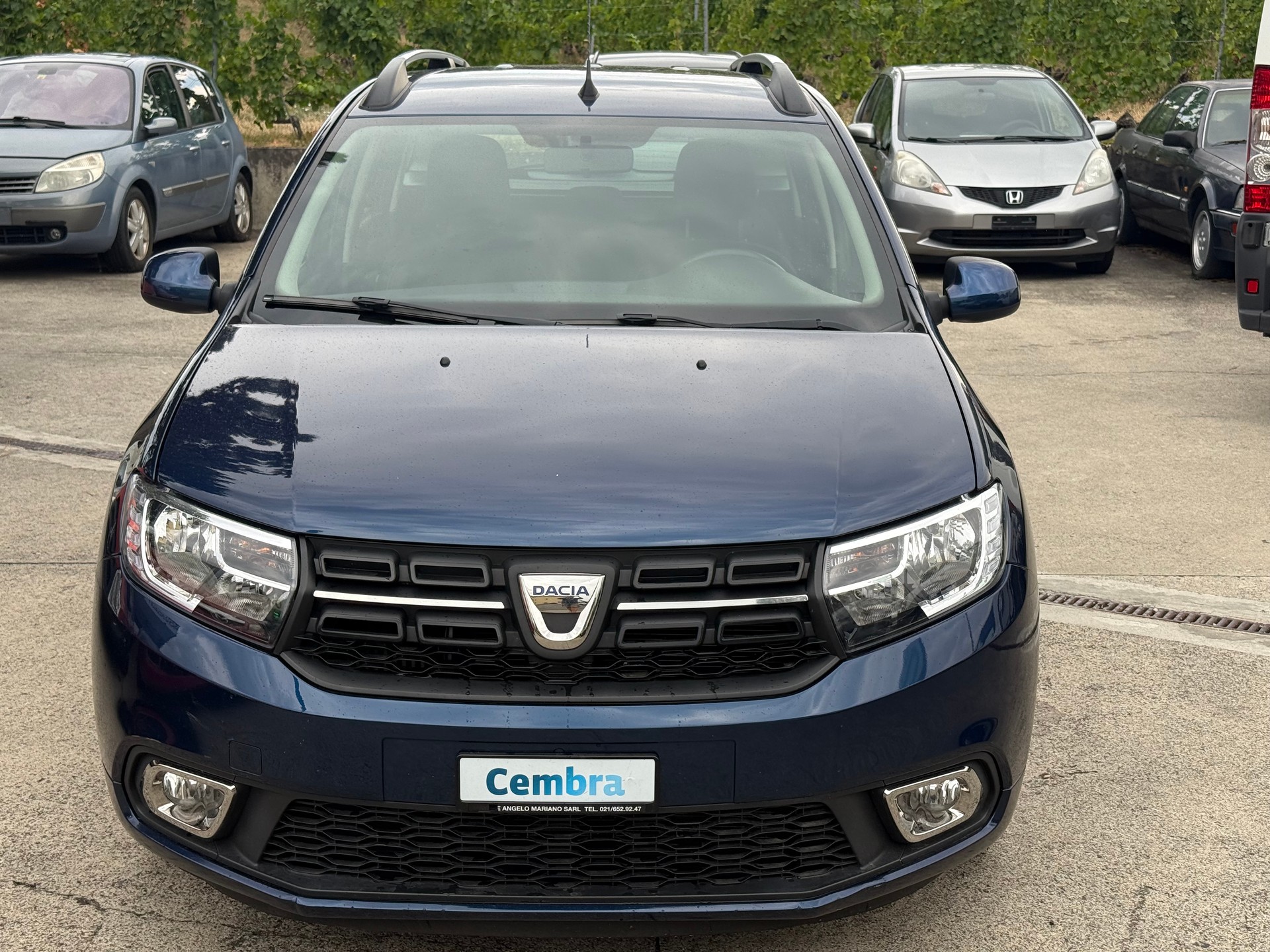 DACIA Logan MCV 0.9 Lauréate Automatic-image-0