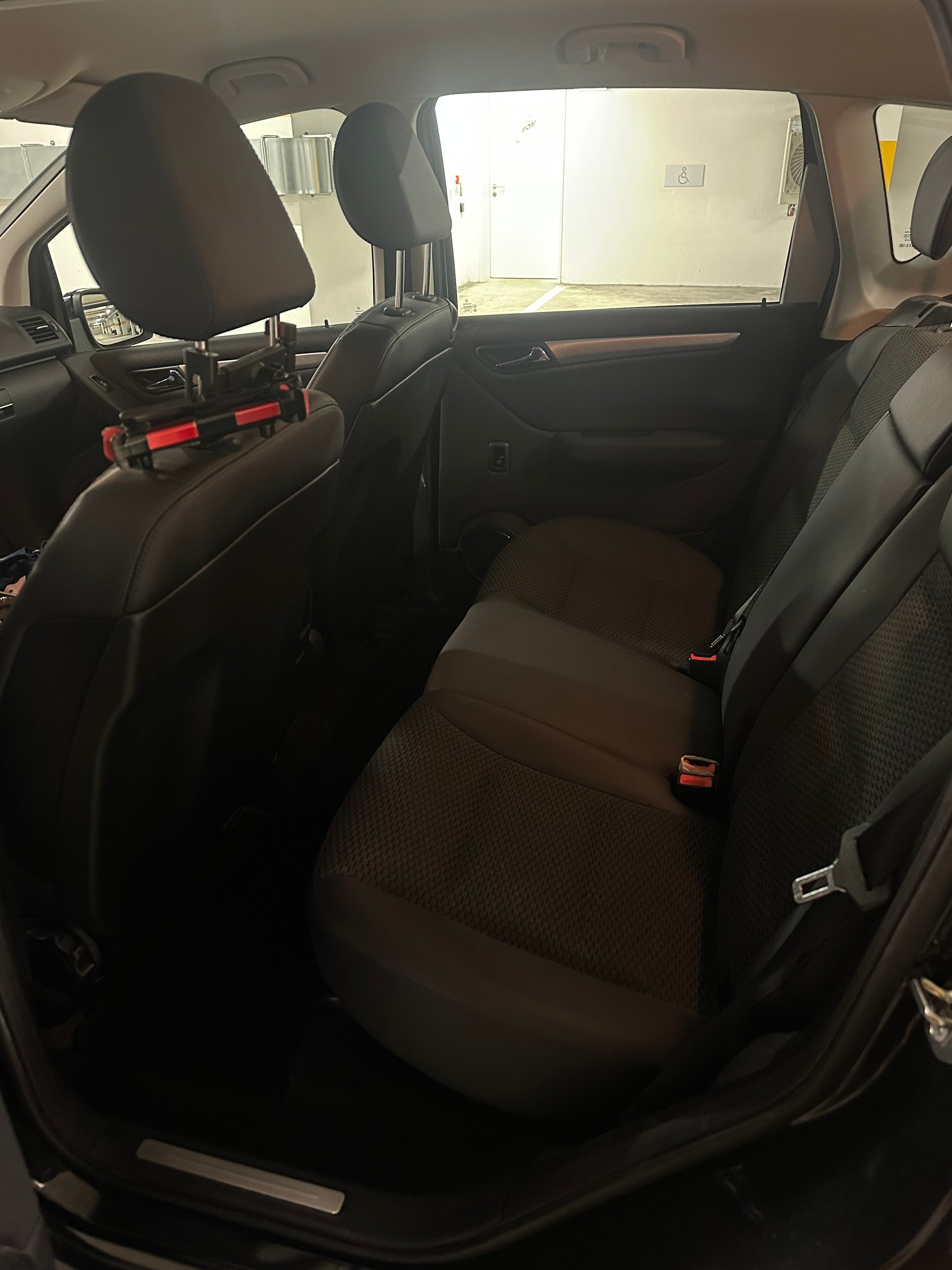 MERCEDES-BENZ A 180 (170) Avantgarde Autotronic-image-5