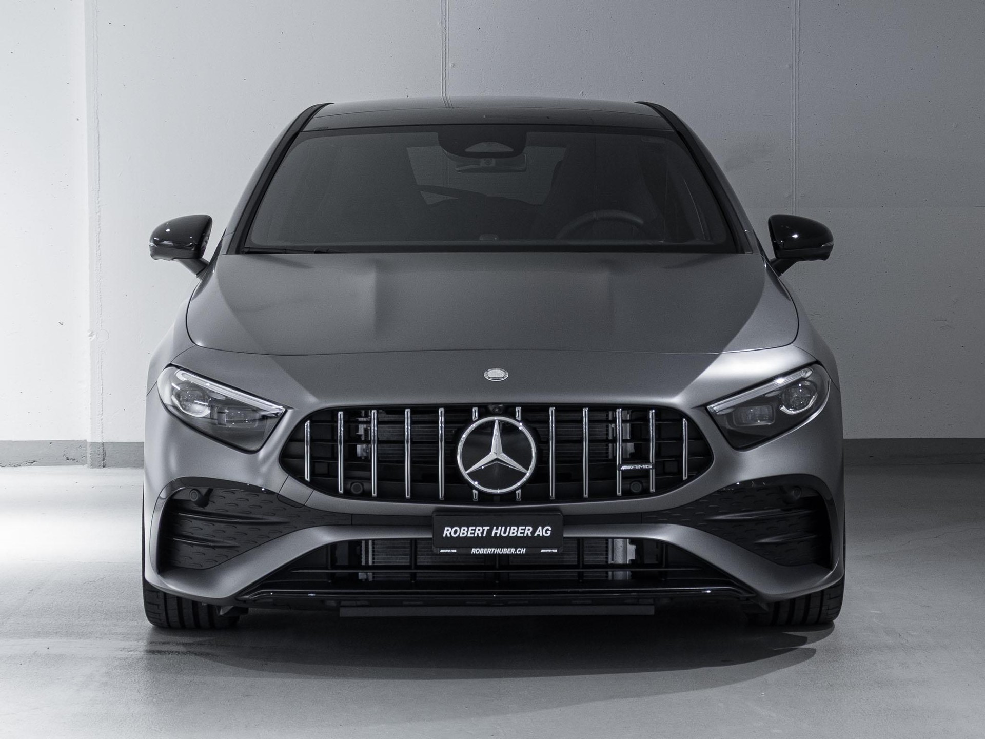 MERCEDES-BENZ A 35 AMG 4MATIC-image-2