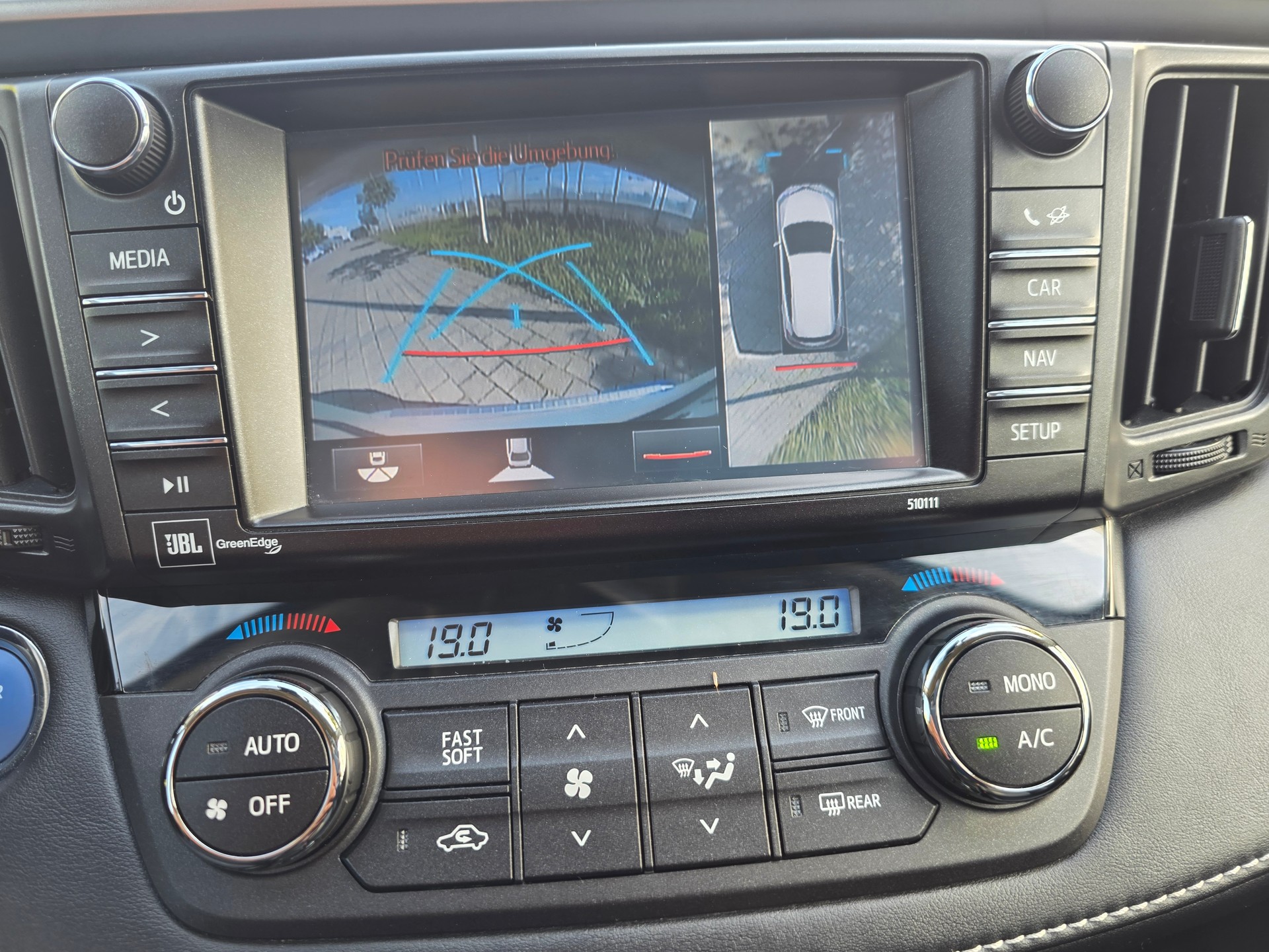 TOYOTA RAV-4 2.5 HSD Sol Premium e-CVT-image-13