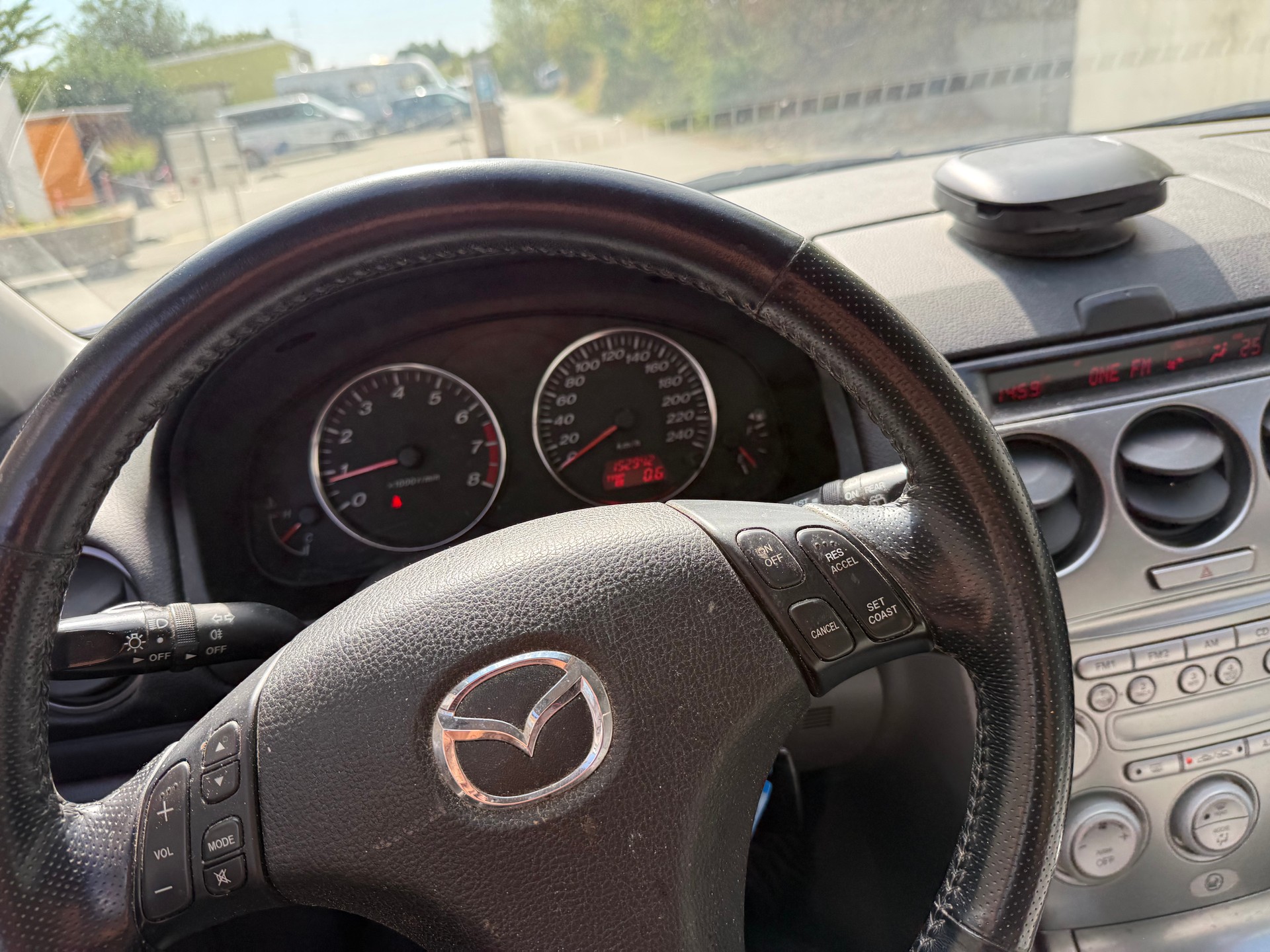 MAZDA 6 1.8 16V Exclusive-image-5