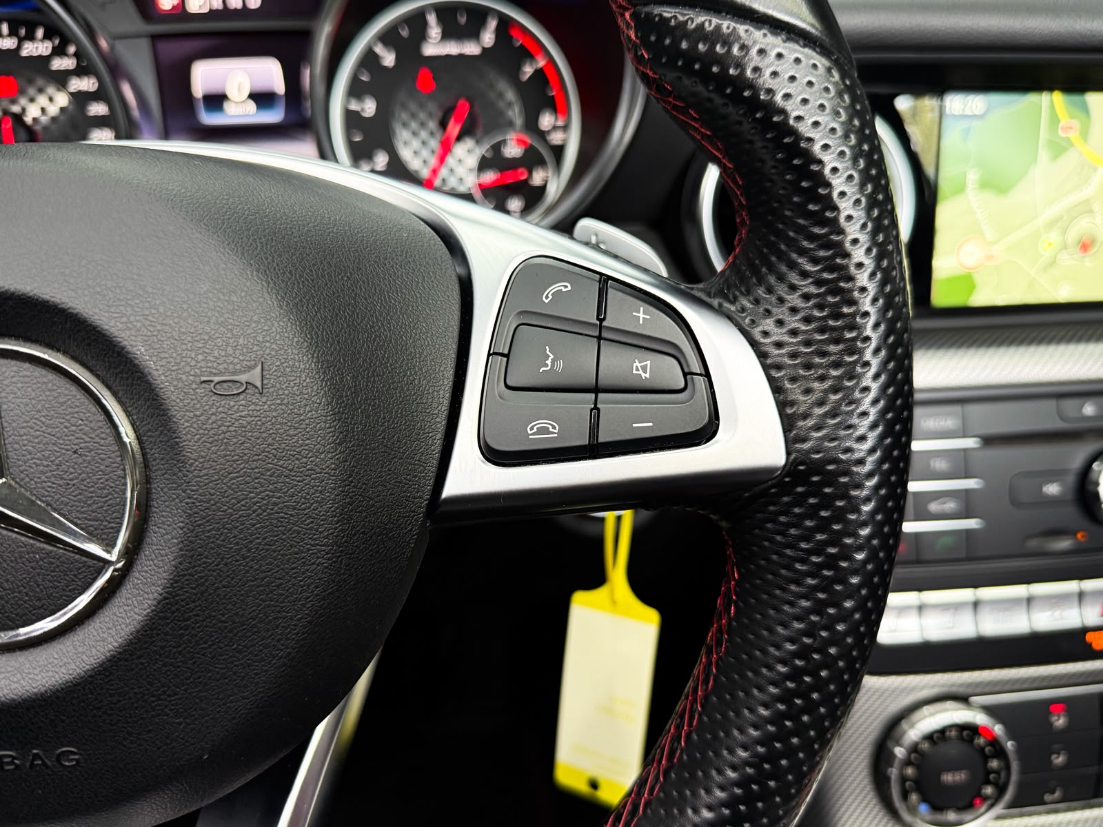 MERCEDES-BENZ SLC 43 AMG 9G-Tronic-image-12