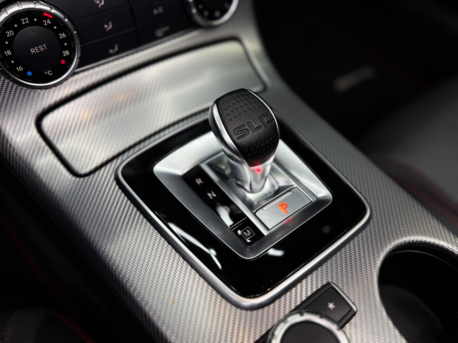 MERCEDES-BENZ SLC 43 AMG 9G-Tronic-image-15