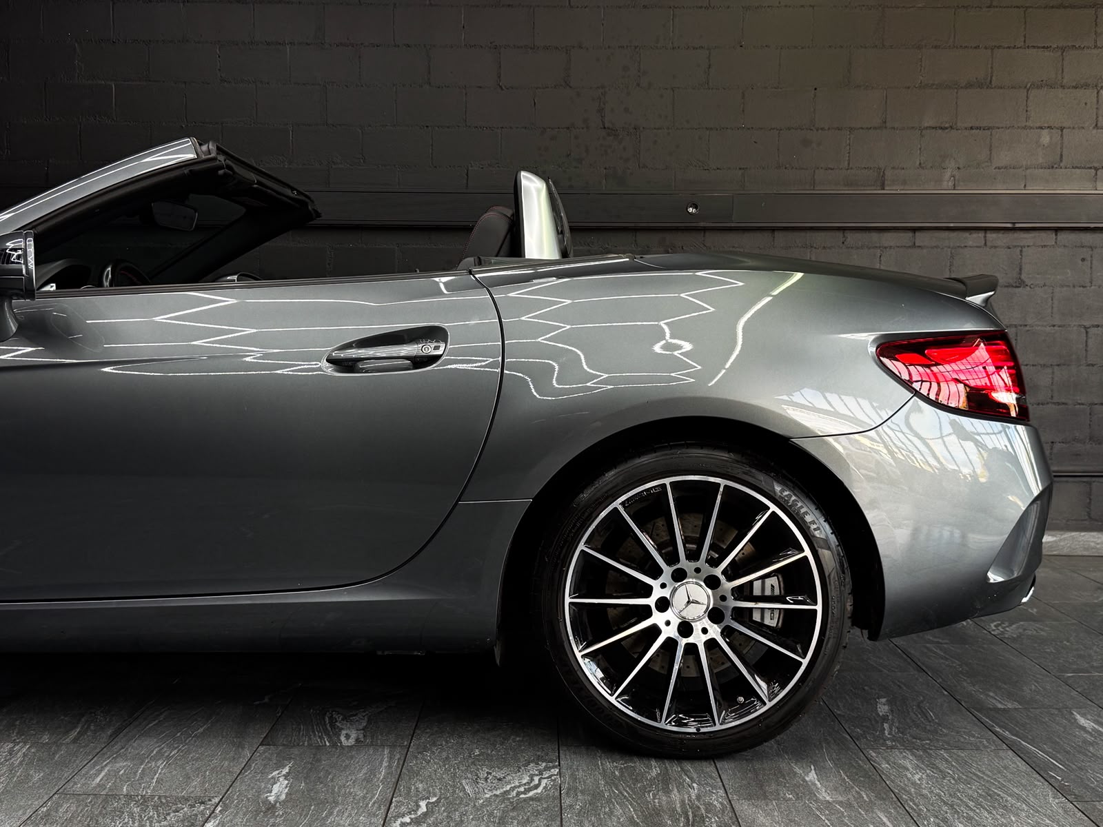 MERCEDES-BENZ SLC 43 AMG 9G-Tronic-image-5