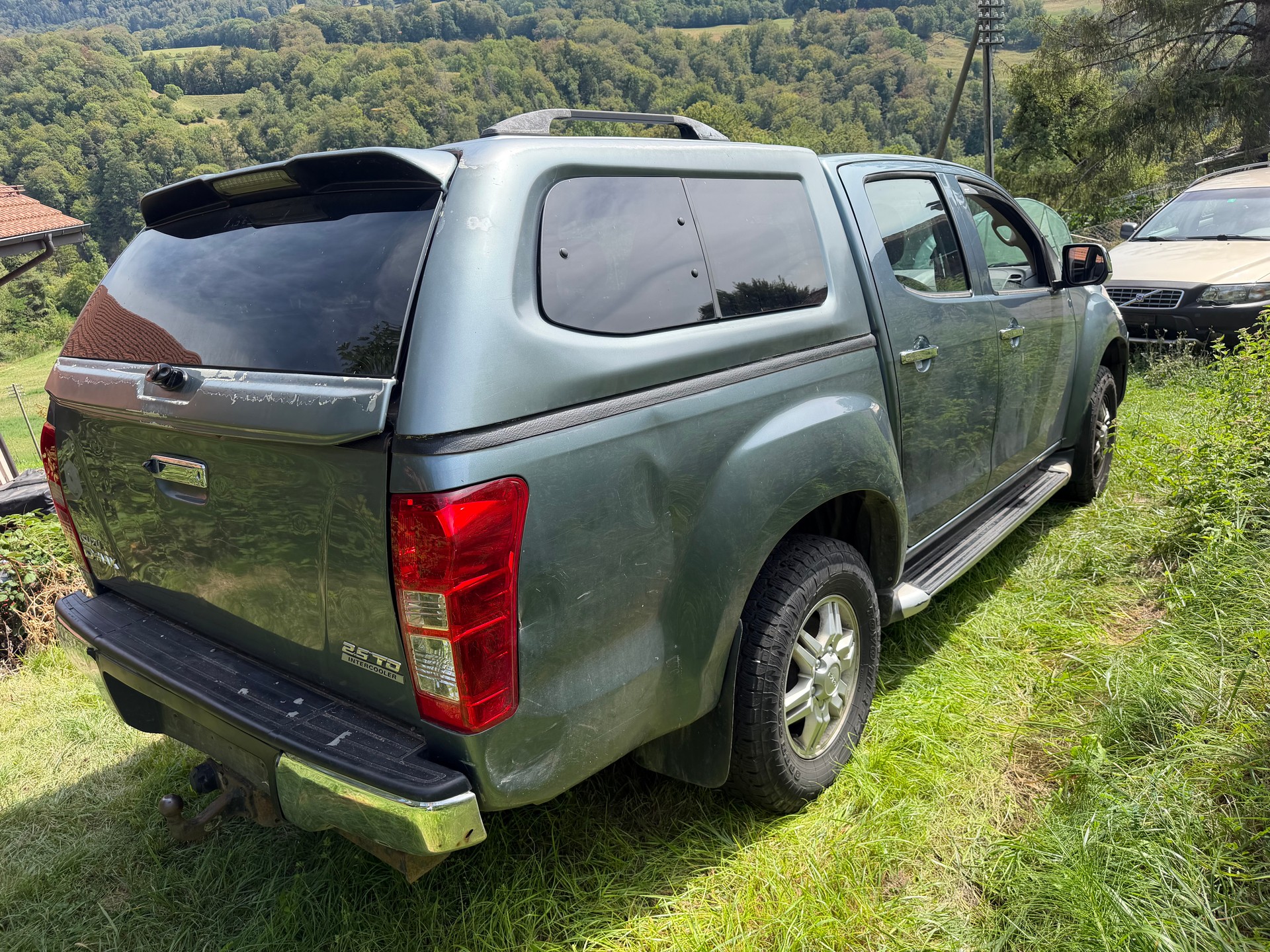 ISUZU D-MAX 2.5 Crew Cab Quasar 4x4 A-image-1