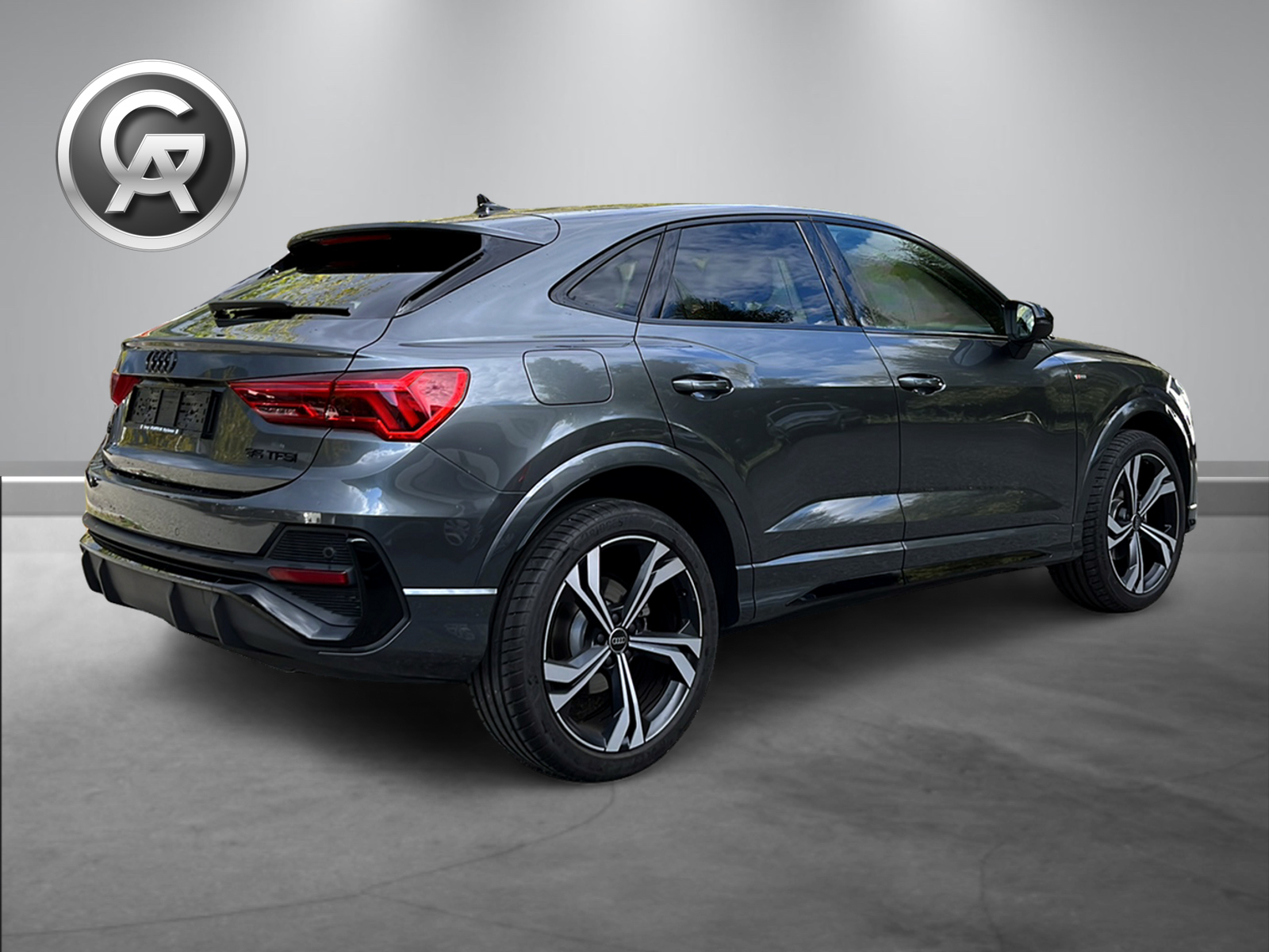 AUDI Q3 Sportback 110 kW TFSI S tronic-showroom-element-1