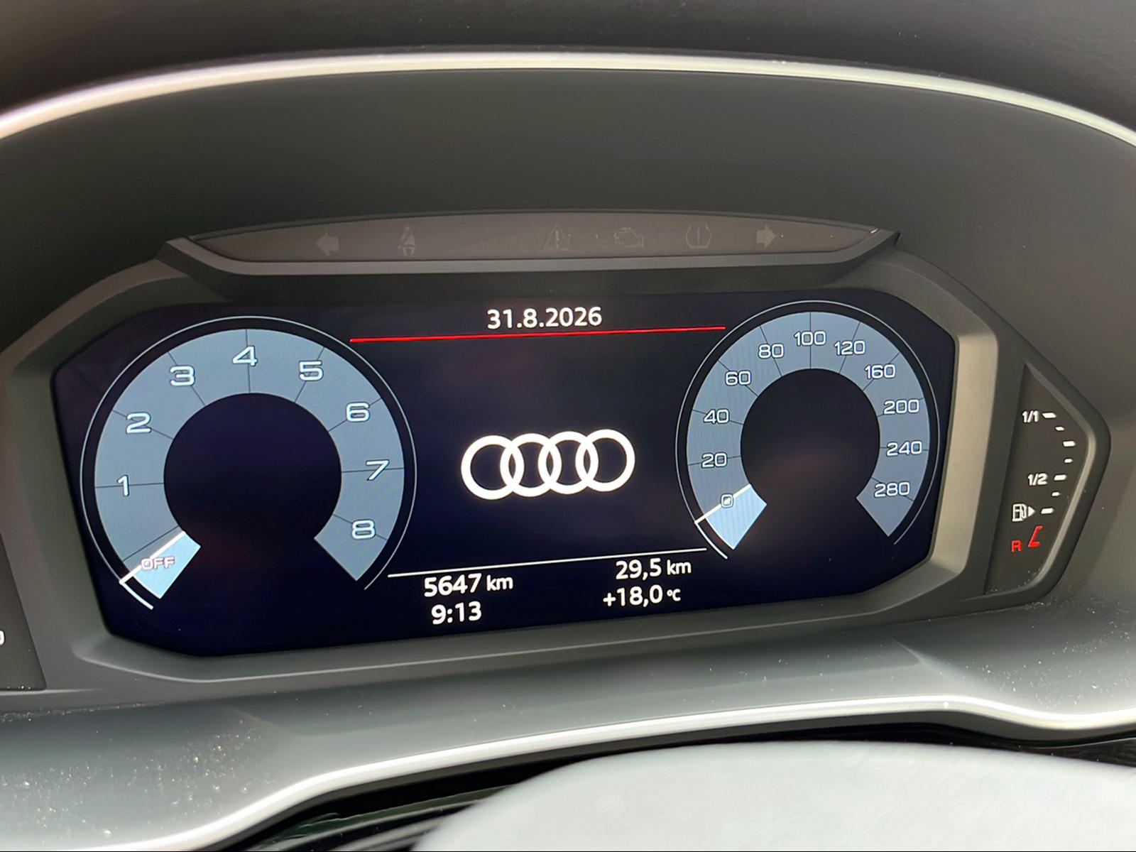 AUDI Q3 Sportback 110 kW TFSI S tronic-showroom-element-3