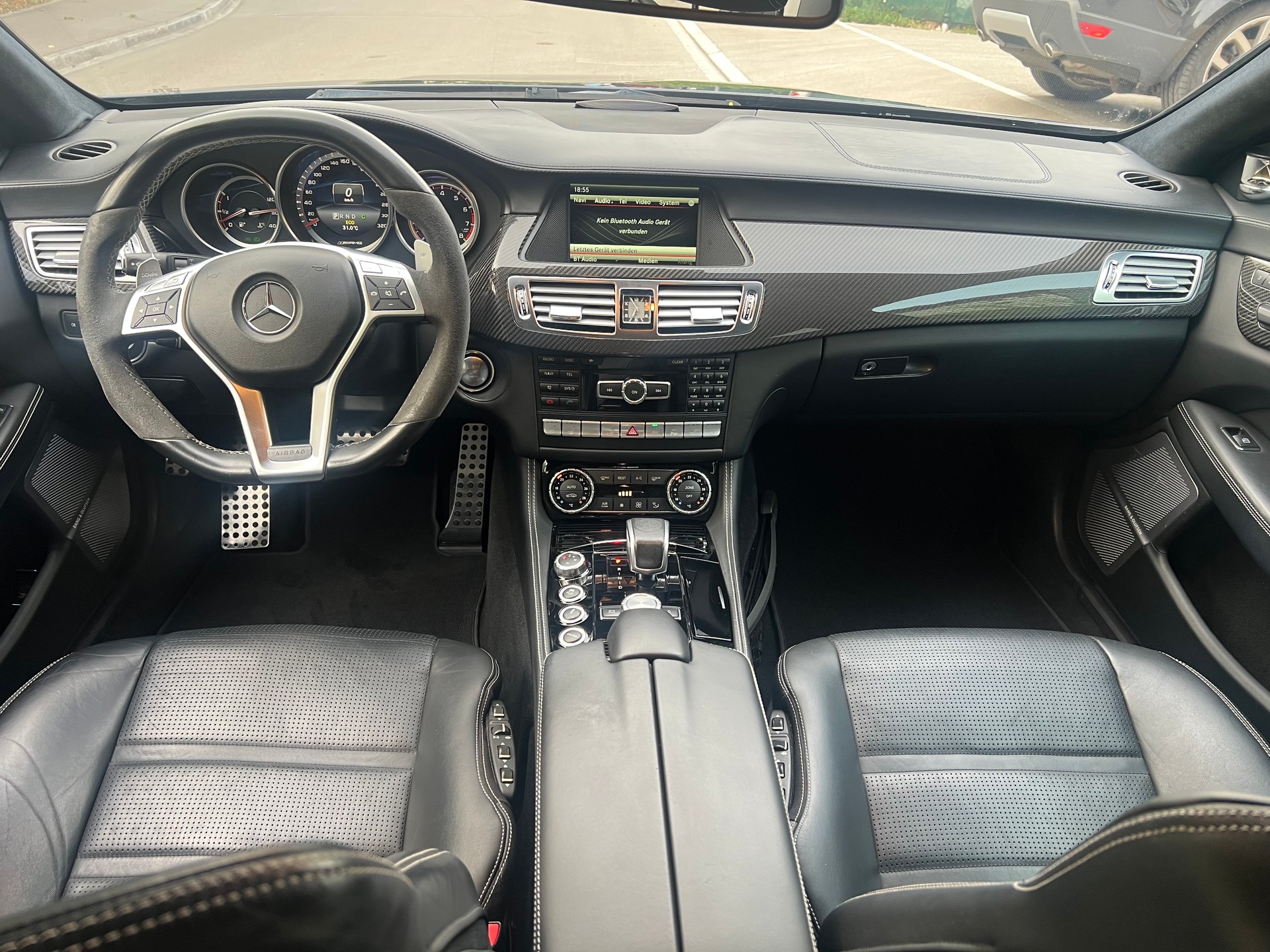 MERCEDES-BENZ CLS Shooting Brake 63 AMG S 4Matic Speedshift MCT-image-9