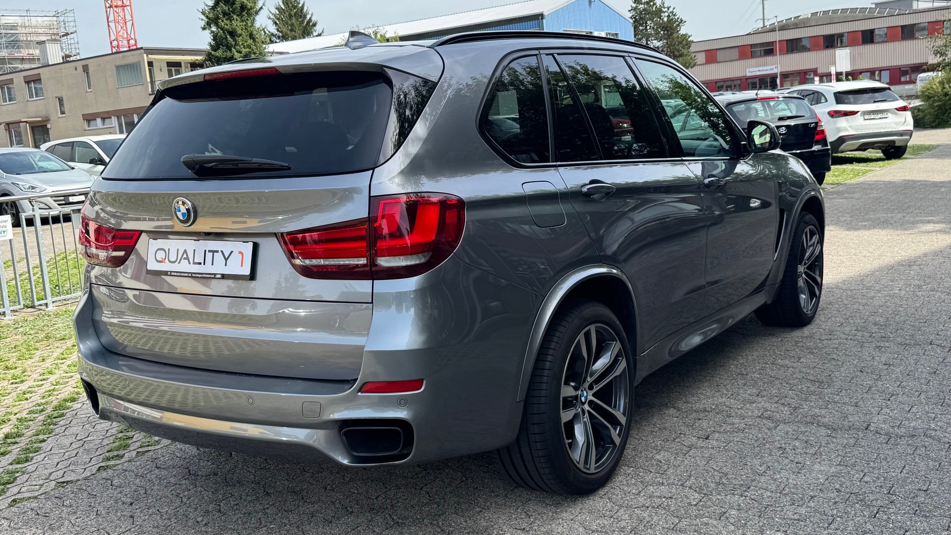 BMW X5 xDrive M50d Steptronic-image-3