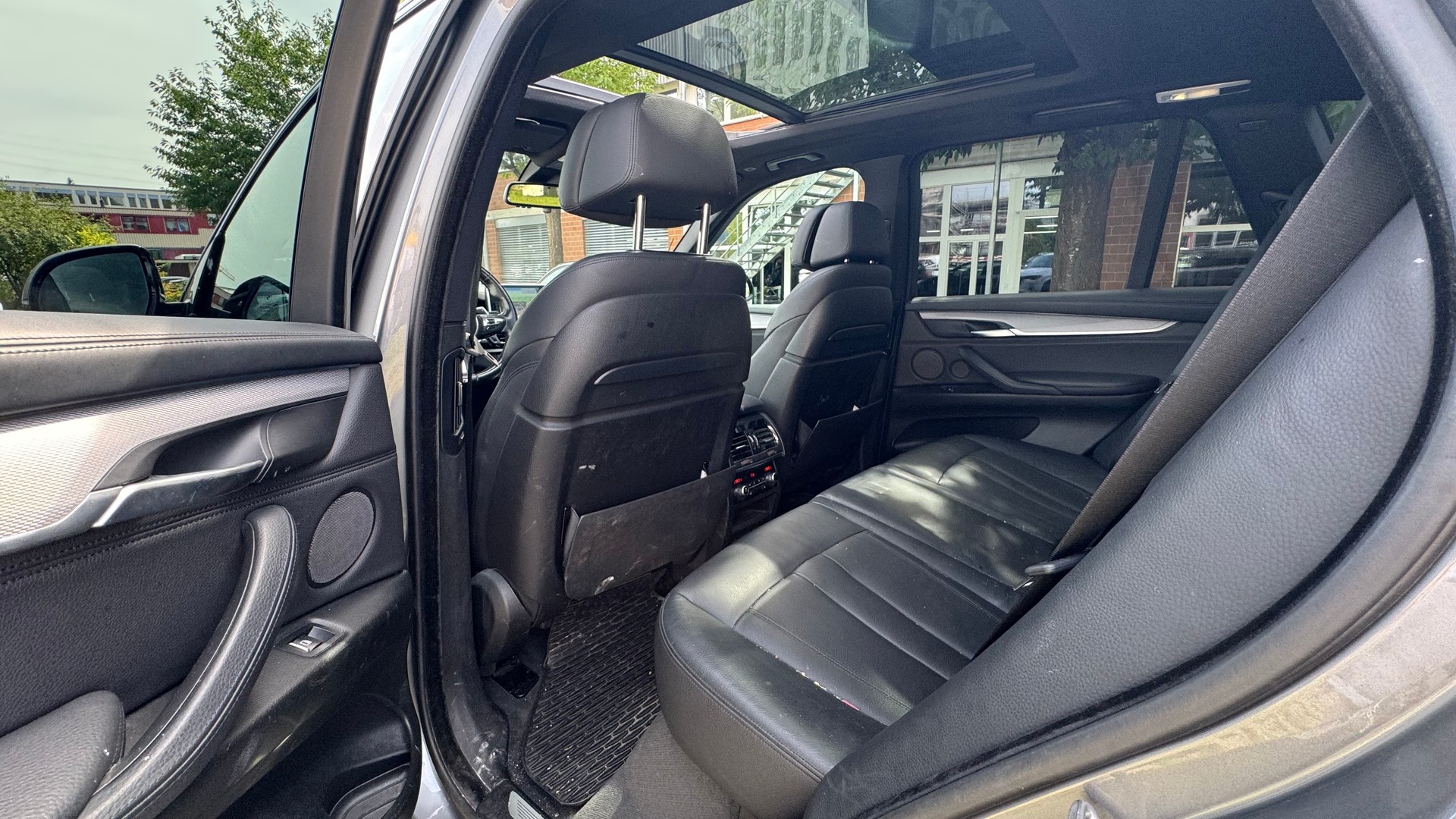 BMW X5 xDrive M50d Steptronic-image-8