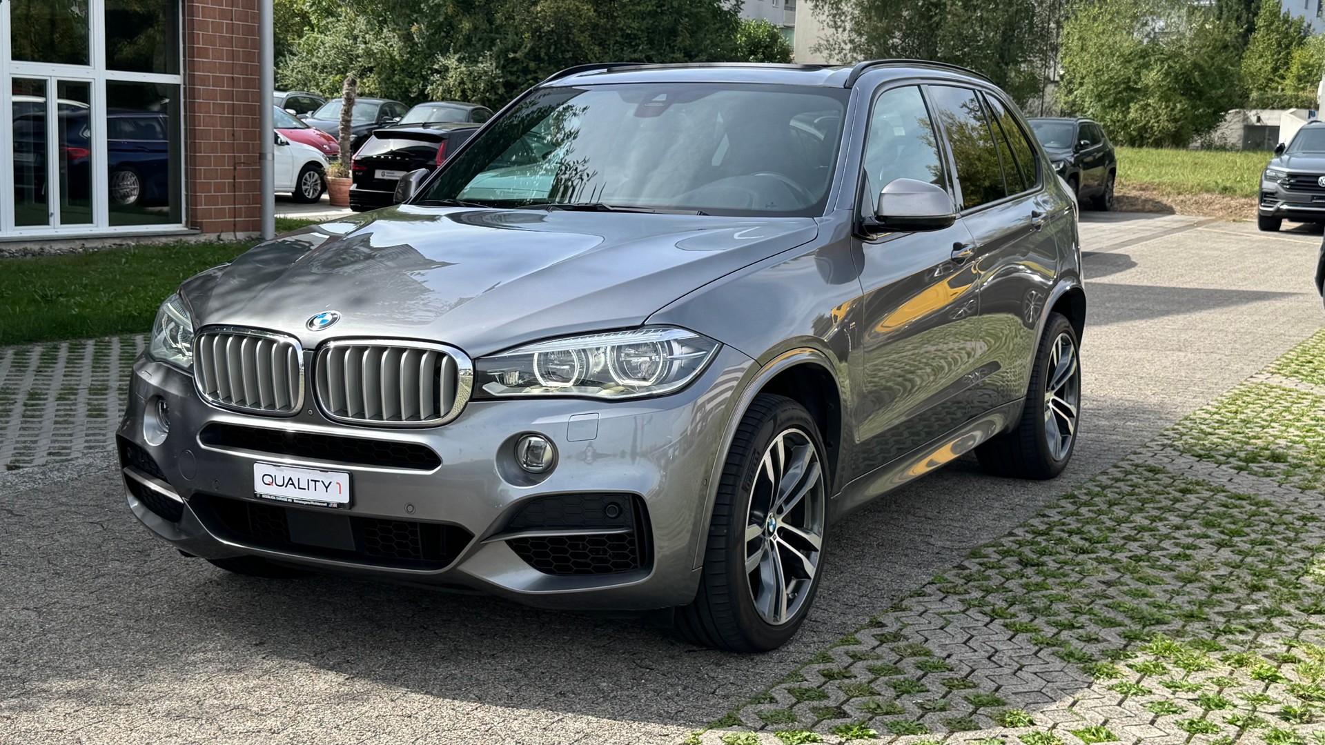 BMW X5 xDrive M50d Steptronic-image-1