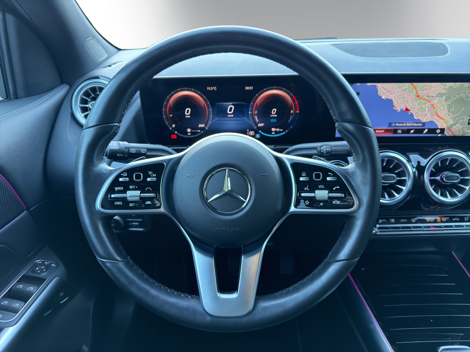 Image MERCEDES-BENZ GLA-250 GLA 250e Progressive 8G-DCT