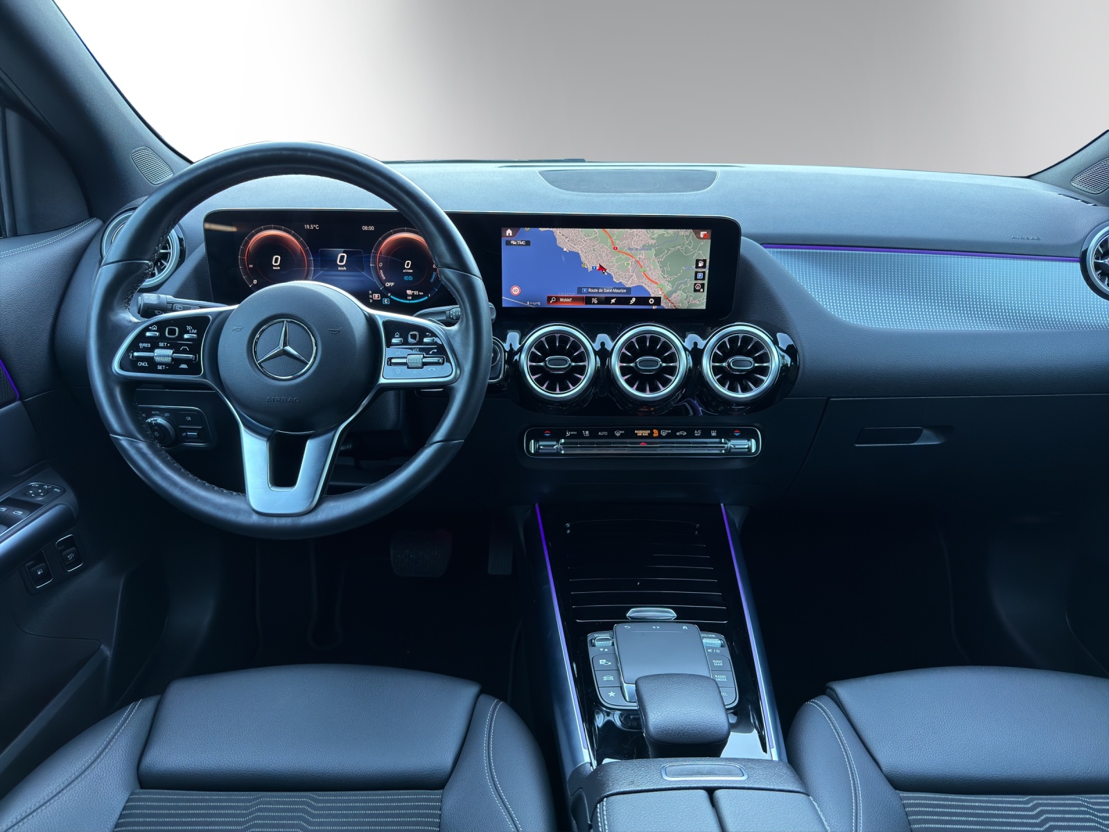 Image MERCEDES-BENZ GLA-250 GLA 250e Progressive 8G-DCT