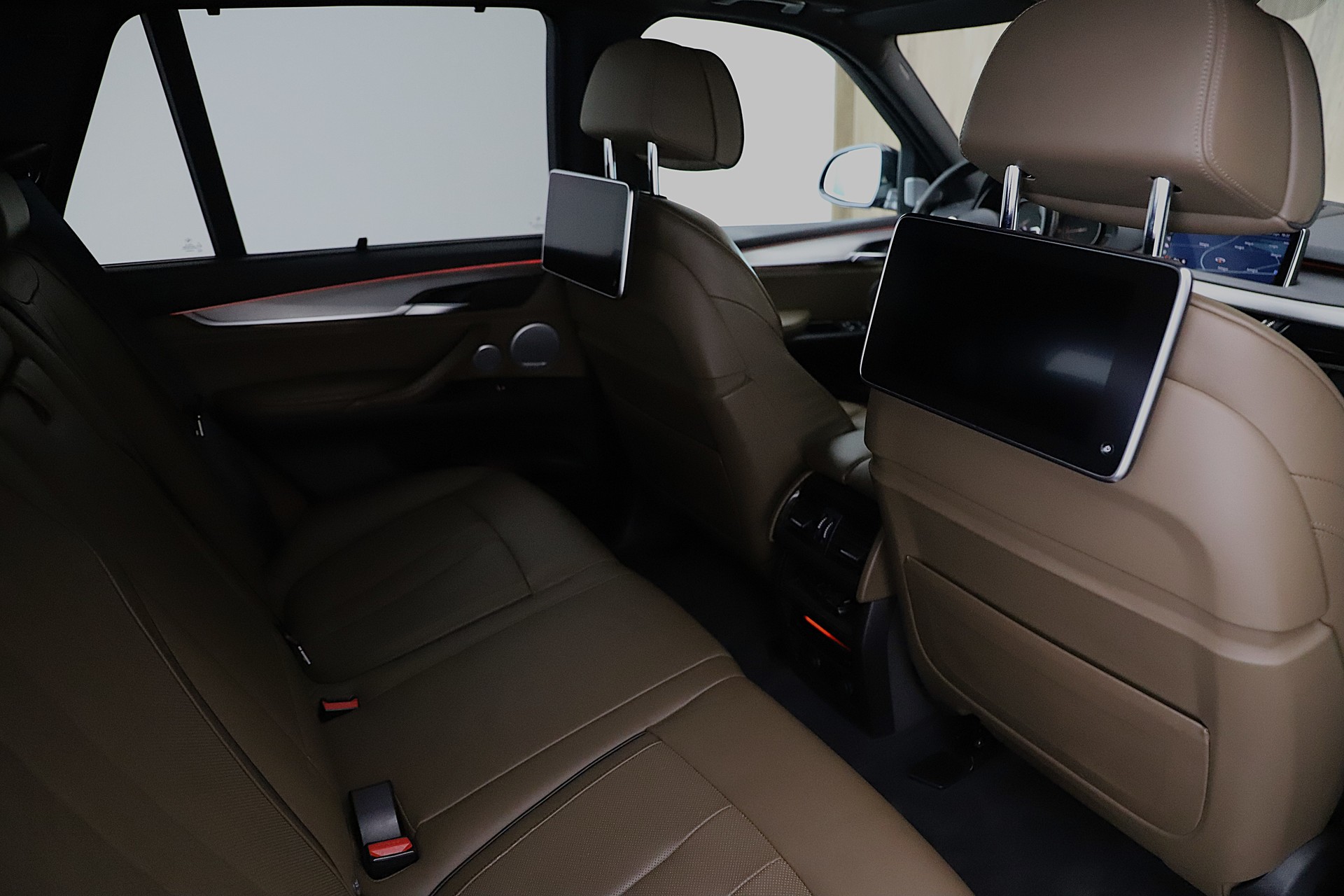 BMW X5 xDrive 50i Pure M Sport Steptronic-image-7