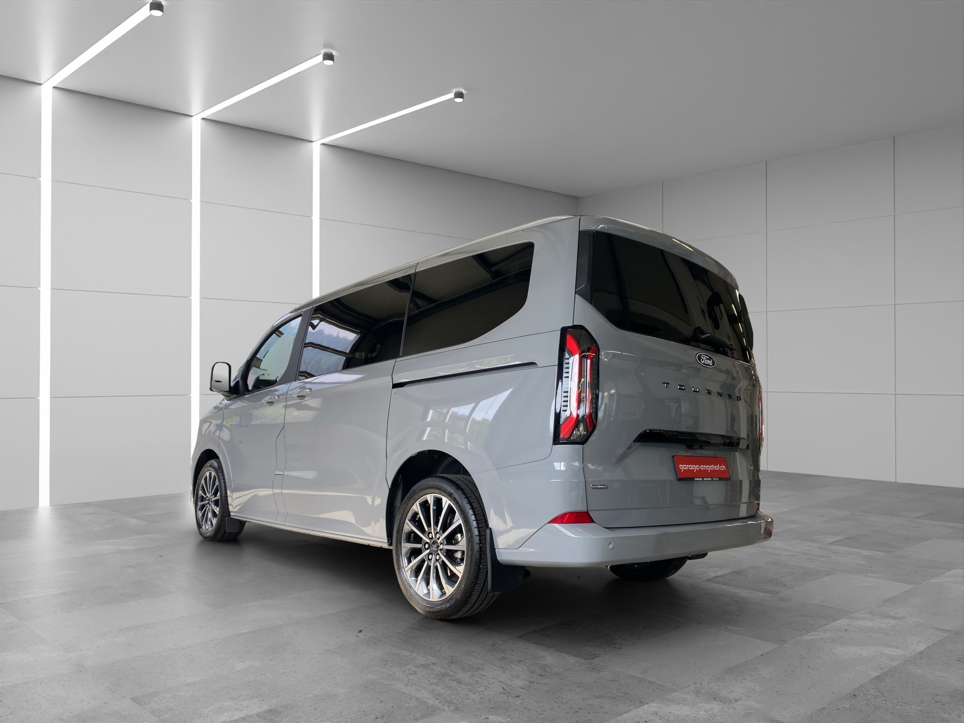 FORD Tourneo Bus 340 L1H1 PHEV TitaniumX-image-3