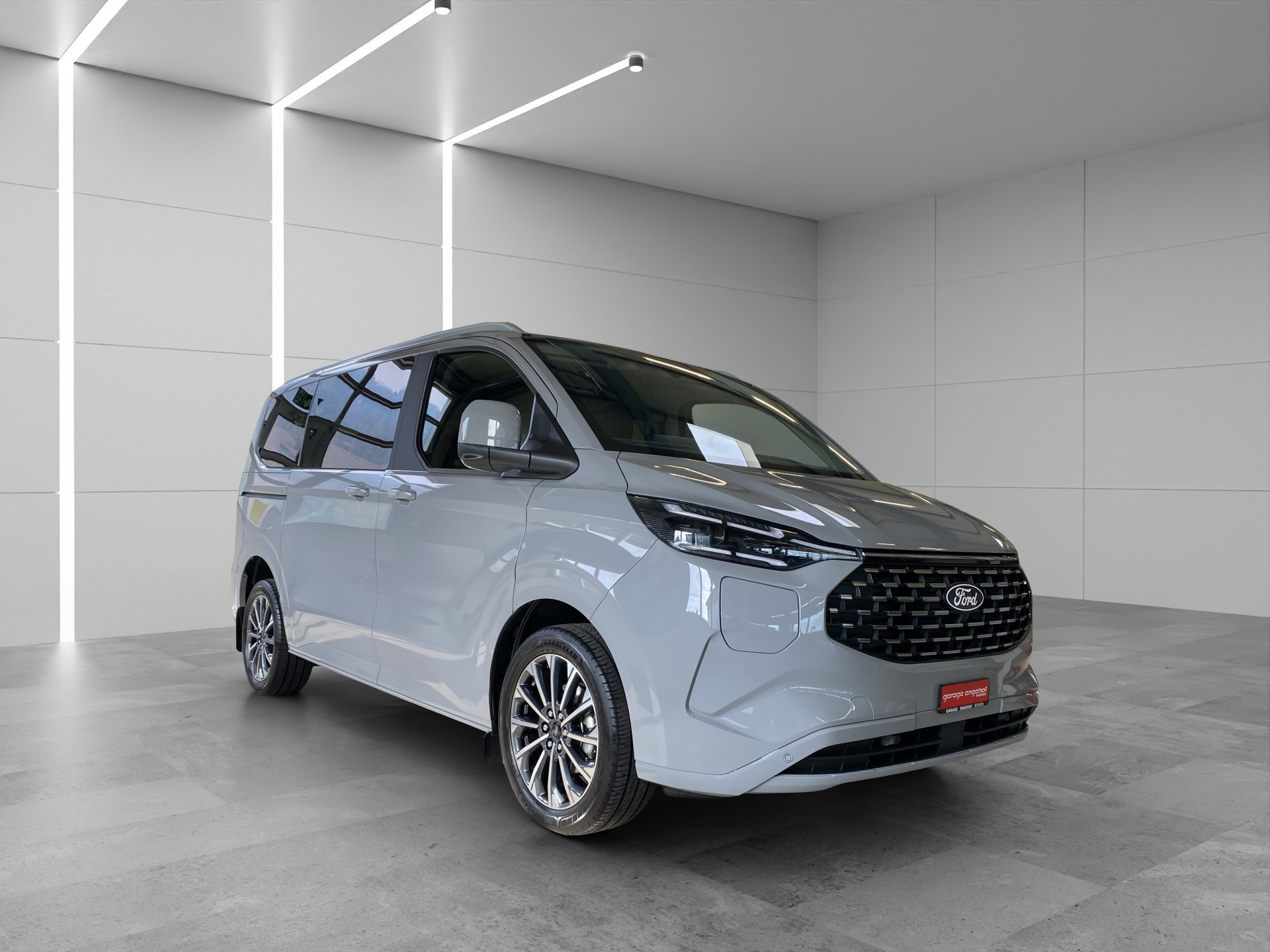 FORD Tourneo Bus 340 L1H1 PHEV TitaniumX-image-8