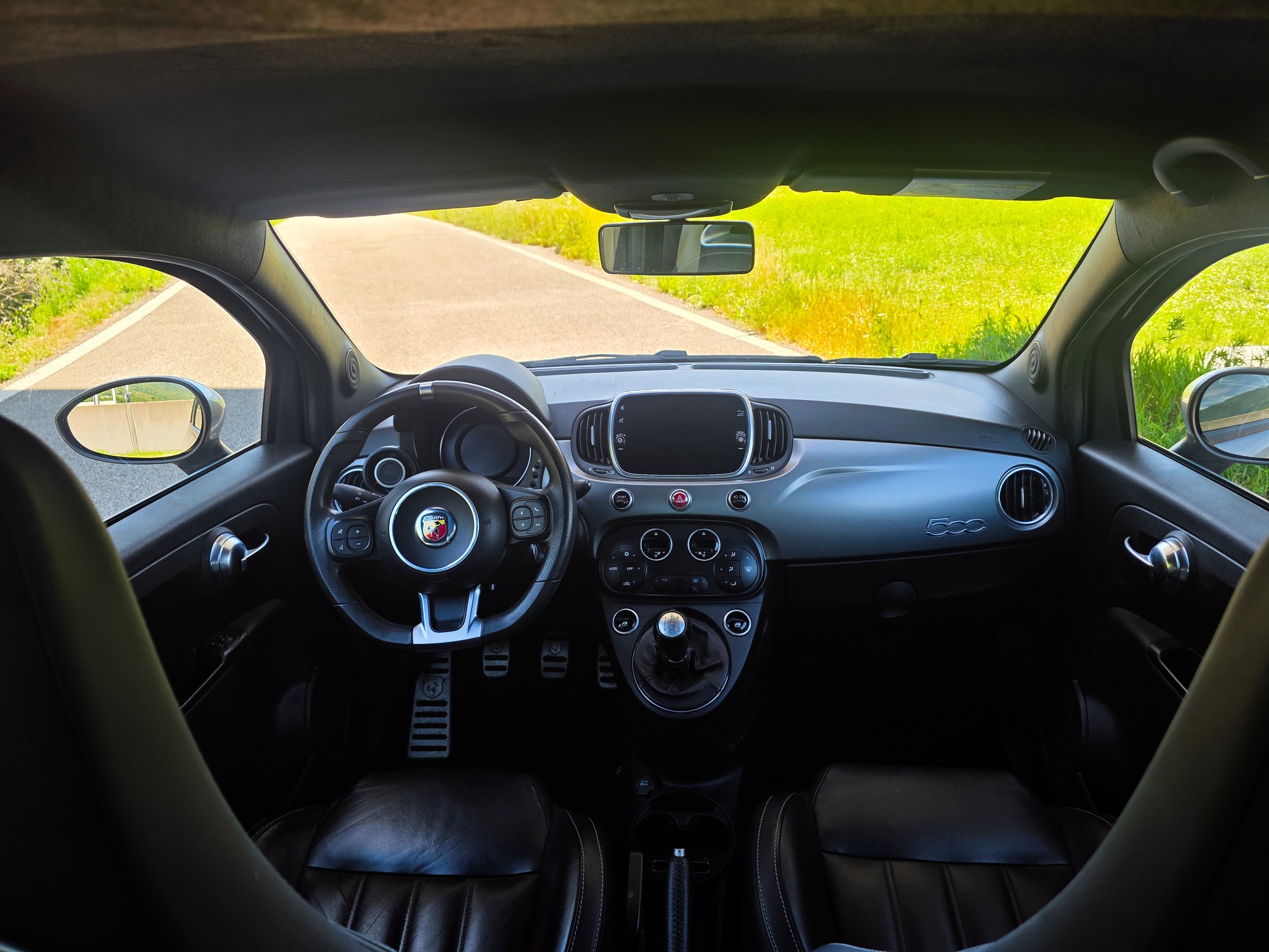 FIAT 595 1.4 16V Turbo Abarth Turismo-image-3