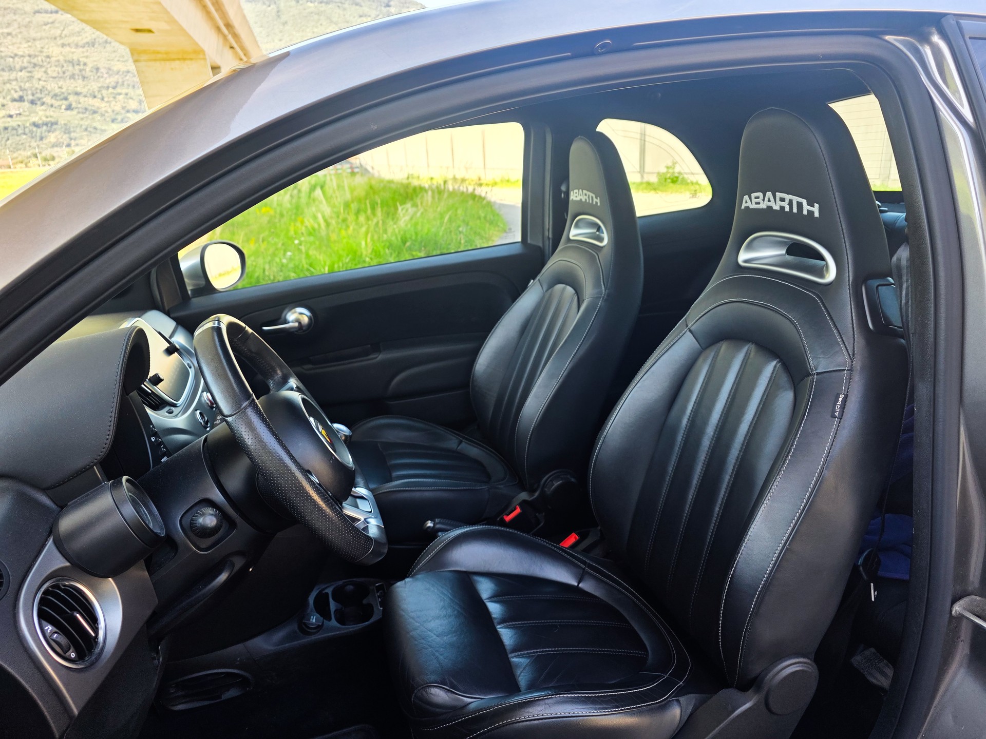 FIAT 595 1.4 16V Turbo Abarth Turismo-image-2