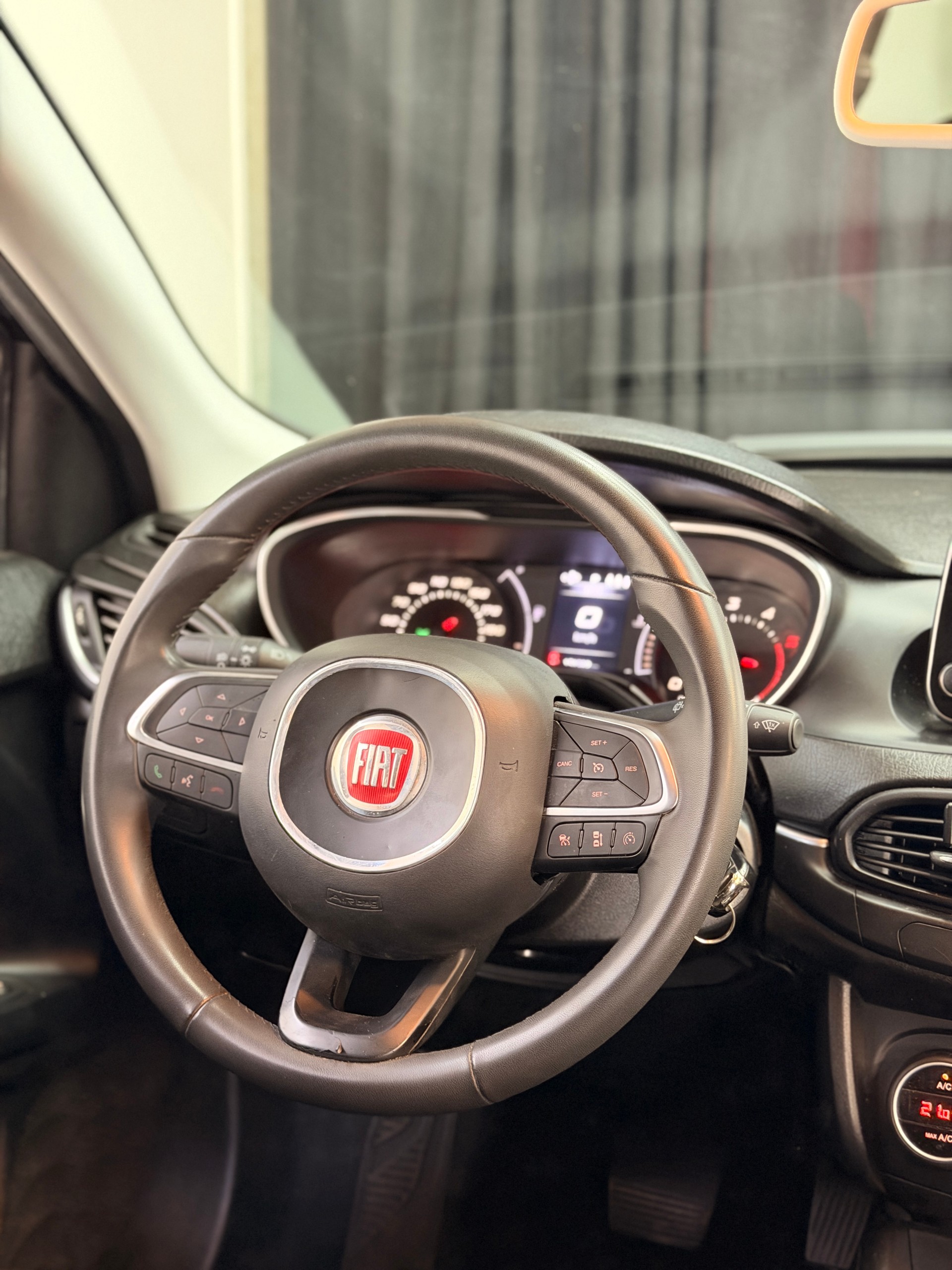 FIAT Tipo 1.6MJ Lounge DCT-6-image-7
