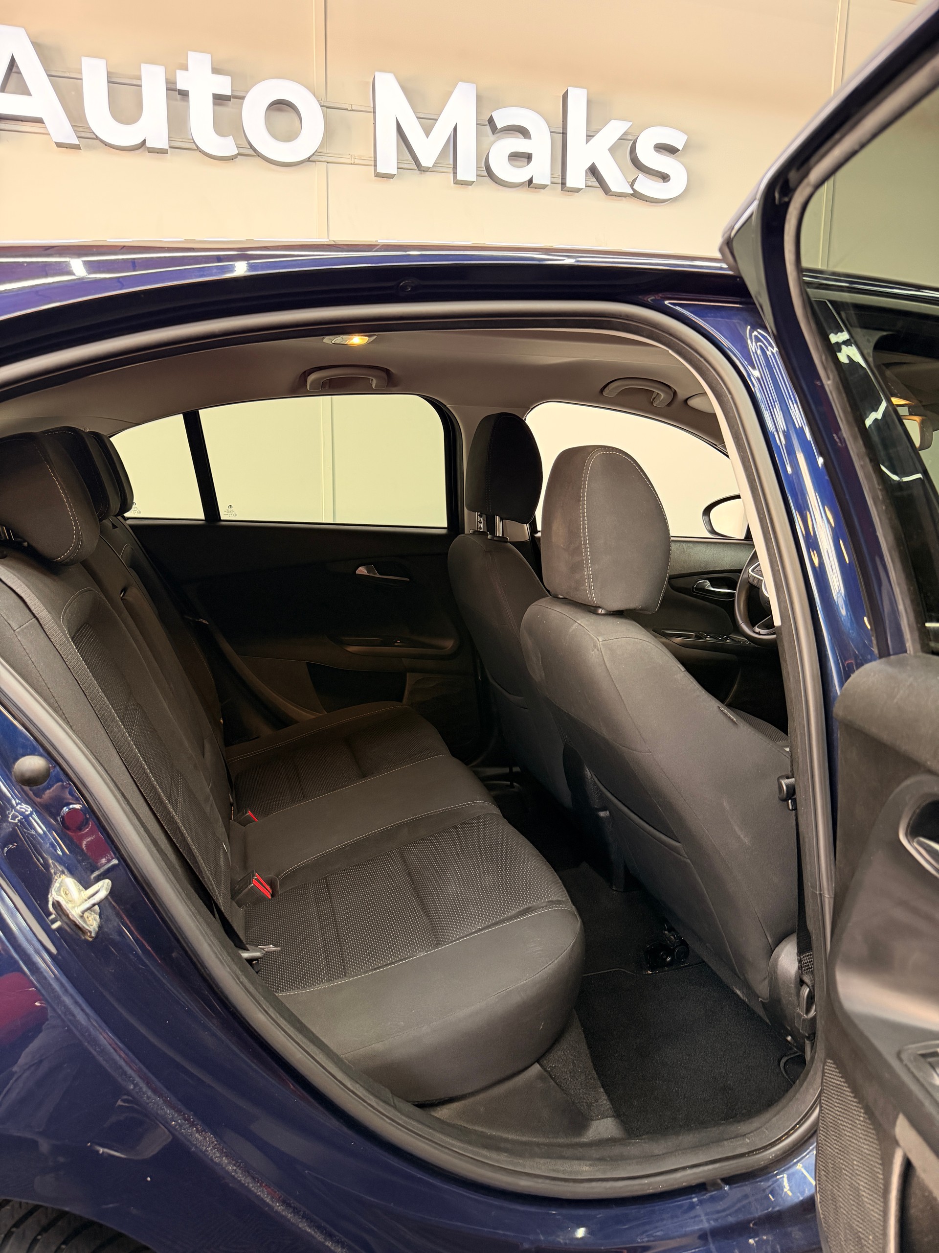 FIAT Tipo 1.6MJ Lounge DCT-6-image-5