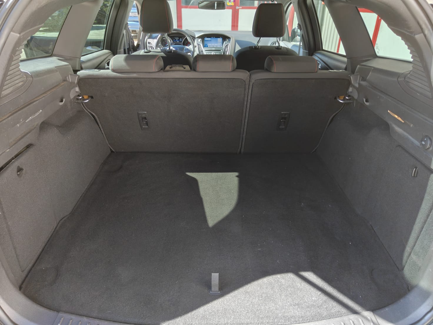 FORD Focus 1.5 SCTi ST Line Automatic-image-13