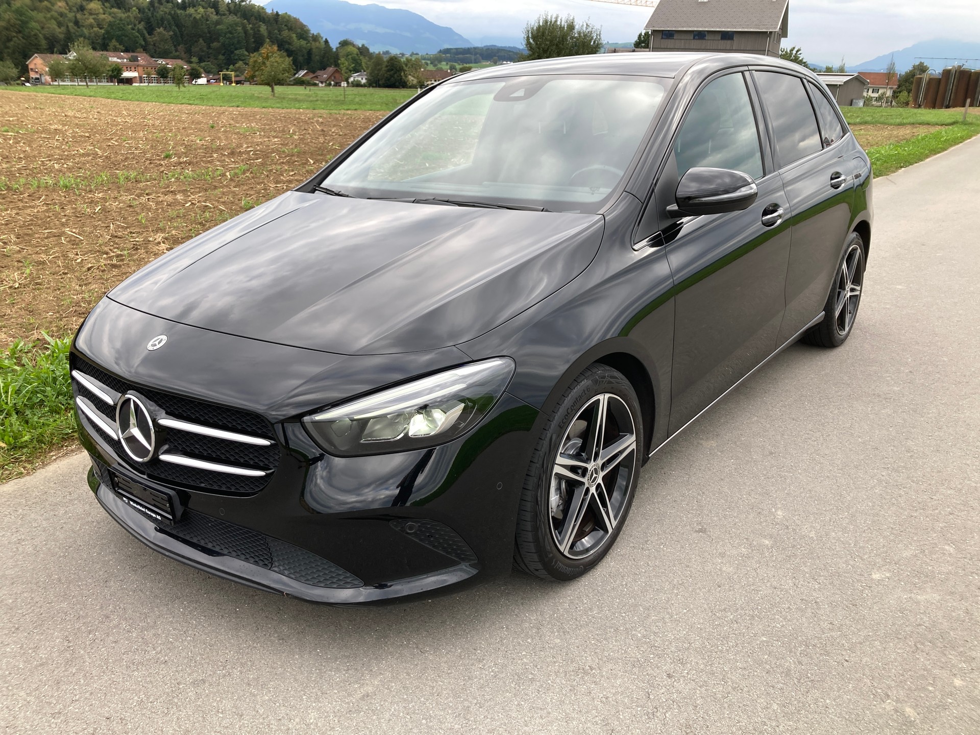 MERCEDES-BENZ B 200 d Night Star 8G-DCT-image-0