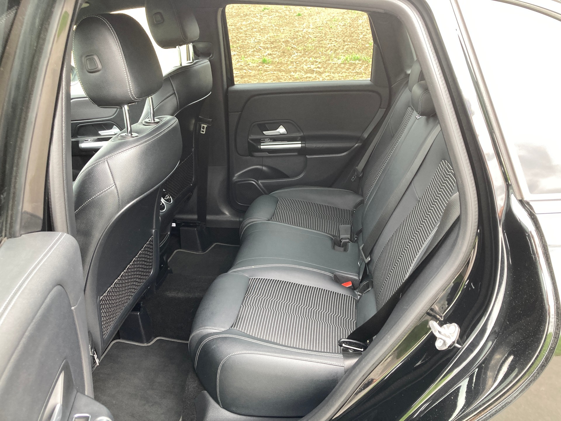 MERCEDES-BENZ B 200 d Night Star 8G-DCT-image-7