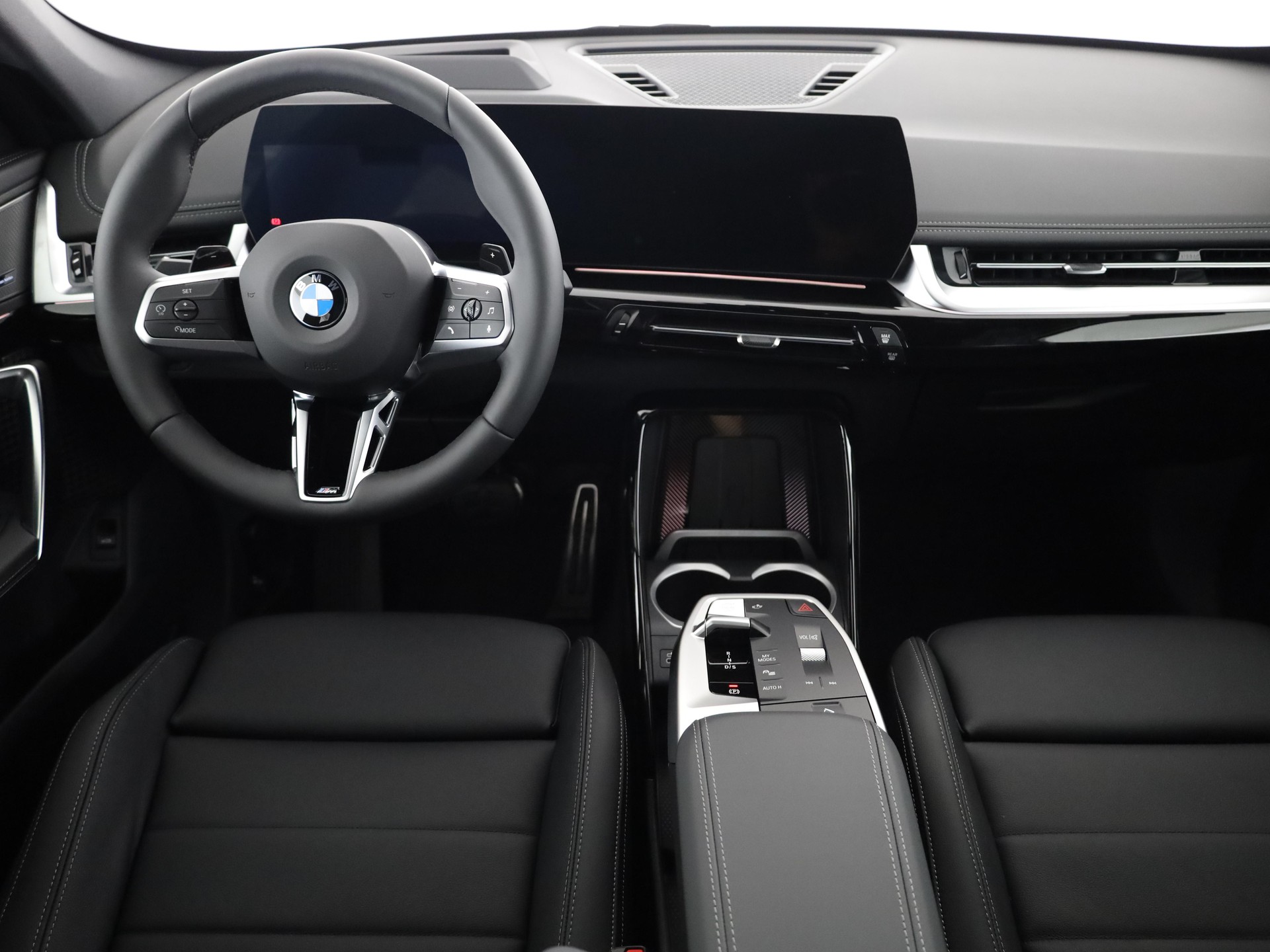 BMW X1 U11 23i xDrive paddles-image-17