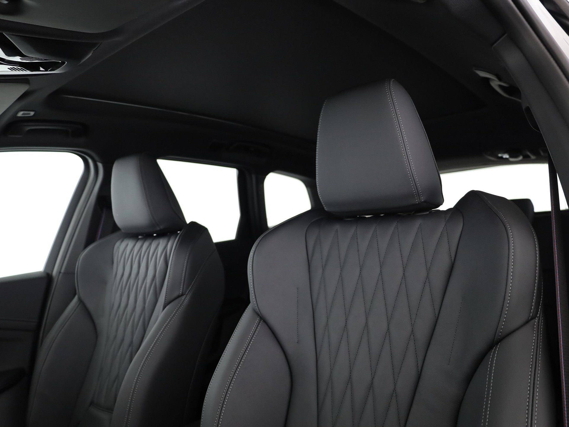 BMW X1 U11 23i xDrive paddles-image-12