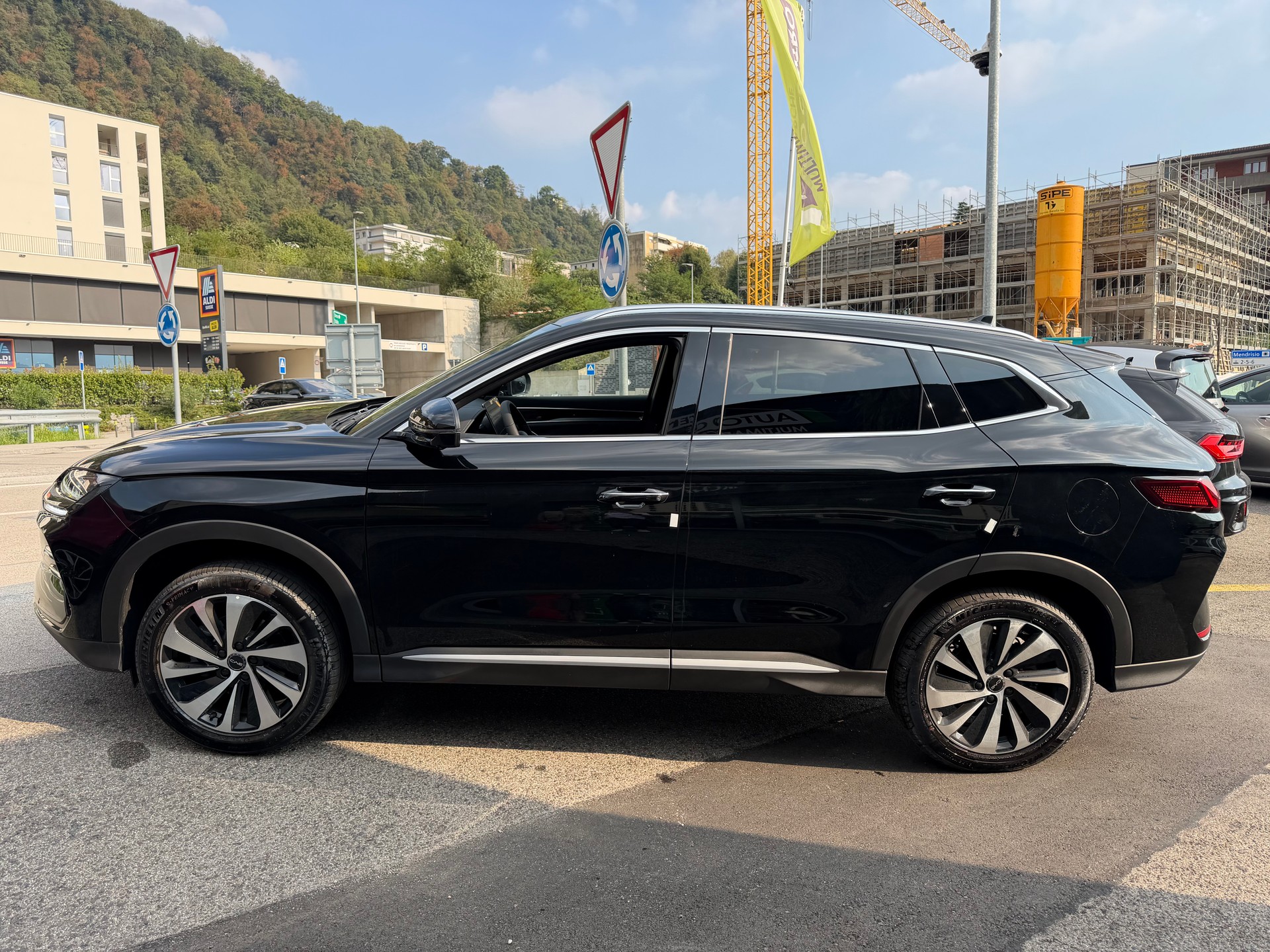 BYD Seal U DM-i Design AWD-image-4