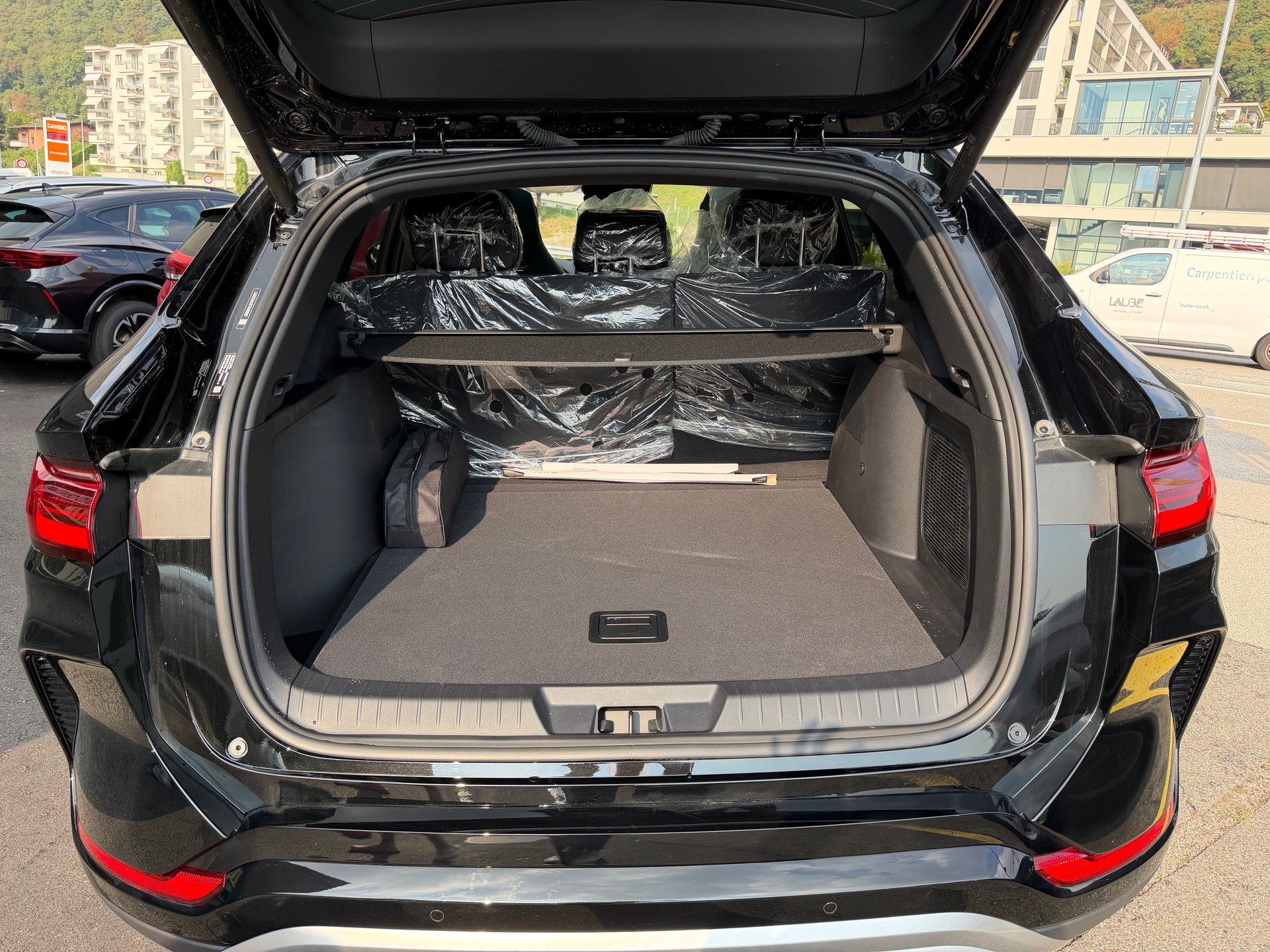 BYD Seal U DM-i Design AWD-image-7