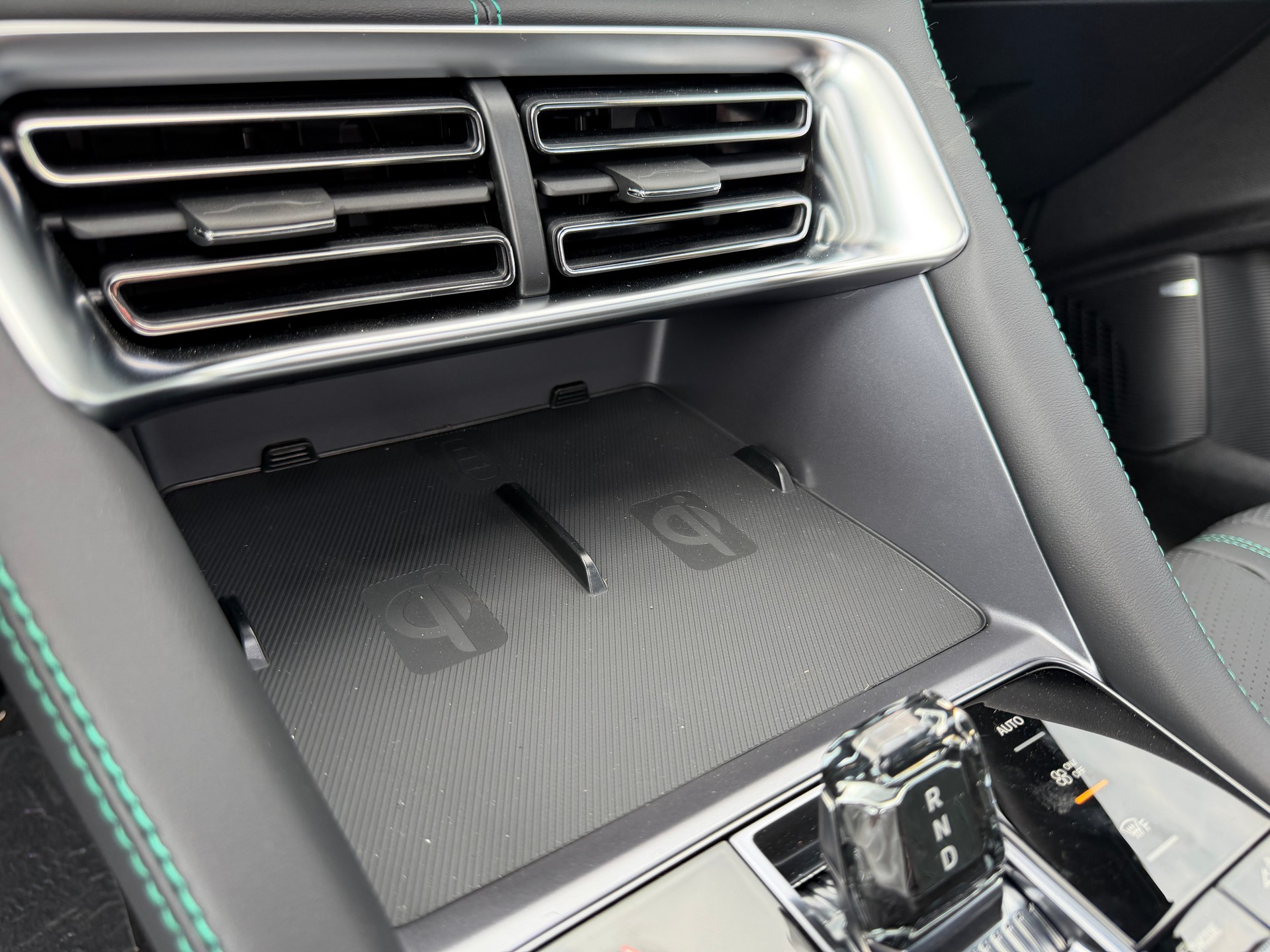 BYD Seal U DM-i Design AWD-image-14