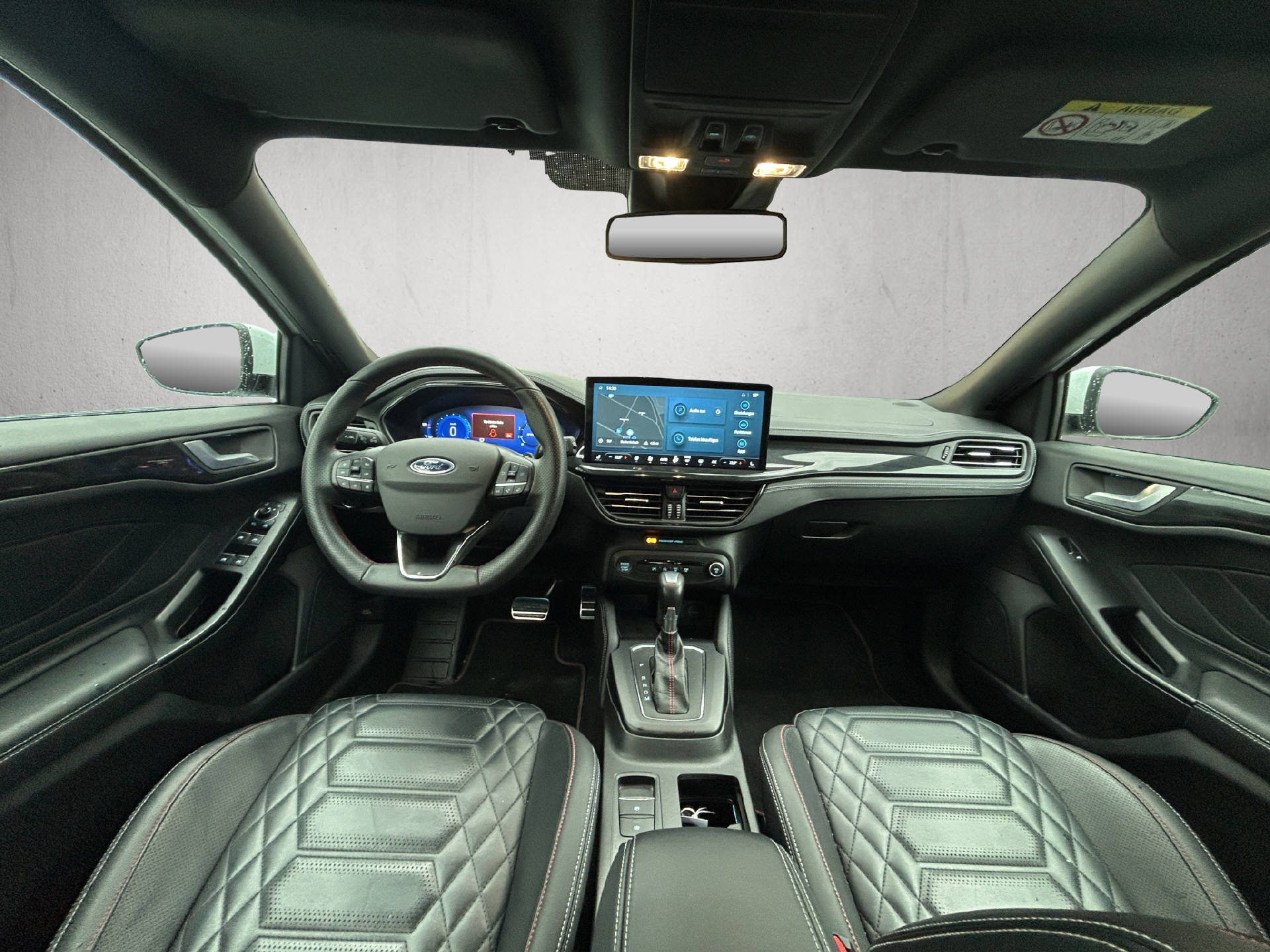 FORD Focus 1.0i EcoB Hybrid 155 ST-Line Vignale-image-14