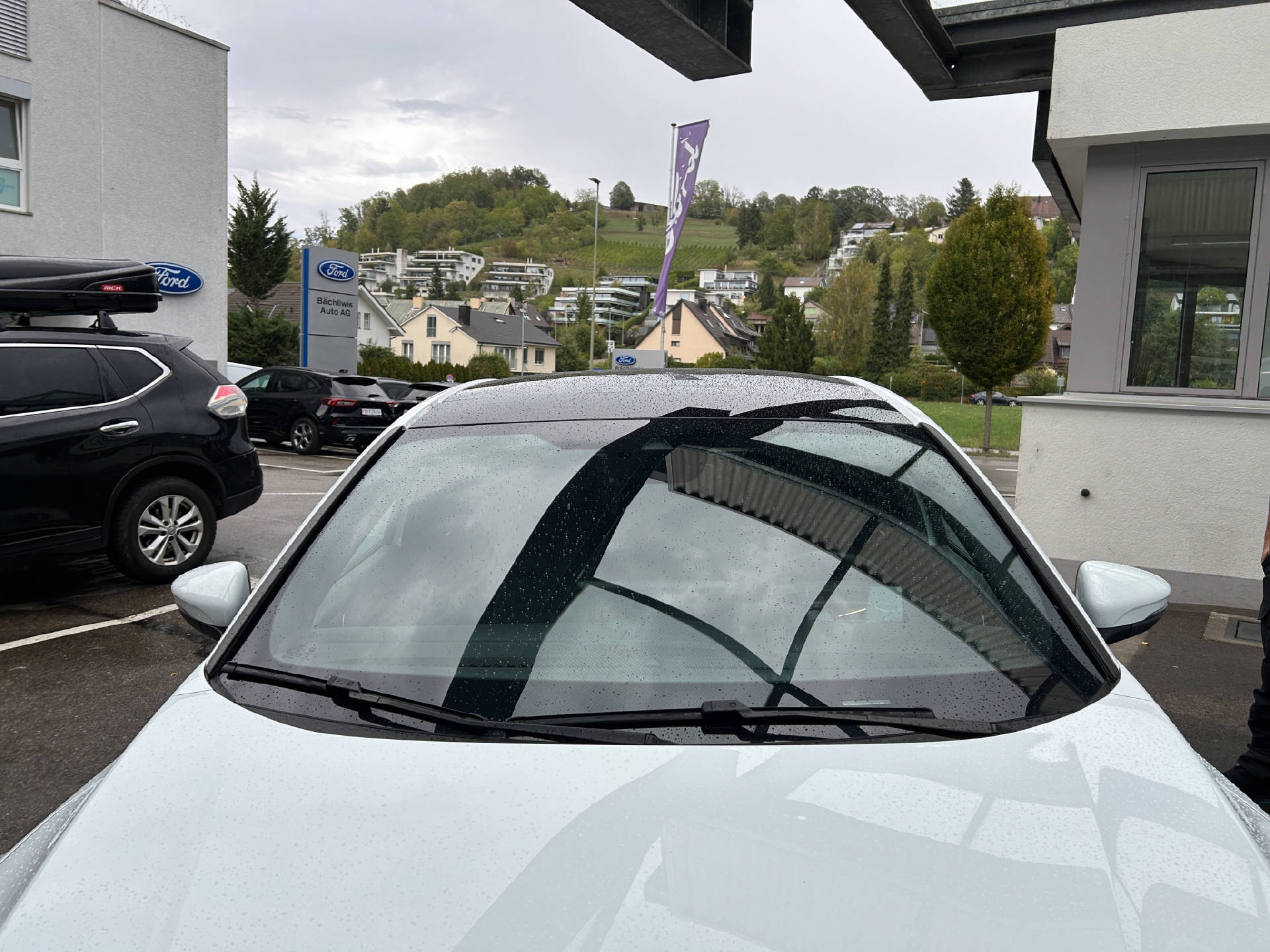 FORD Focus 1.0i EcoB Hybrid 155 ST-Line Vignale-image-27