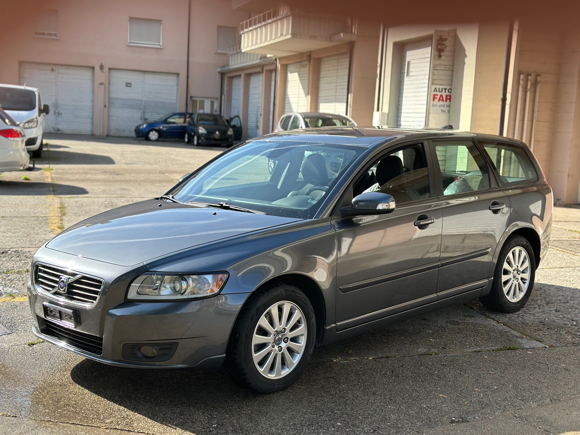VOLVO V50 2.0D-image-4
