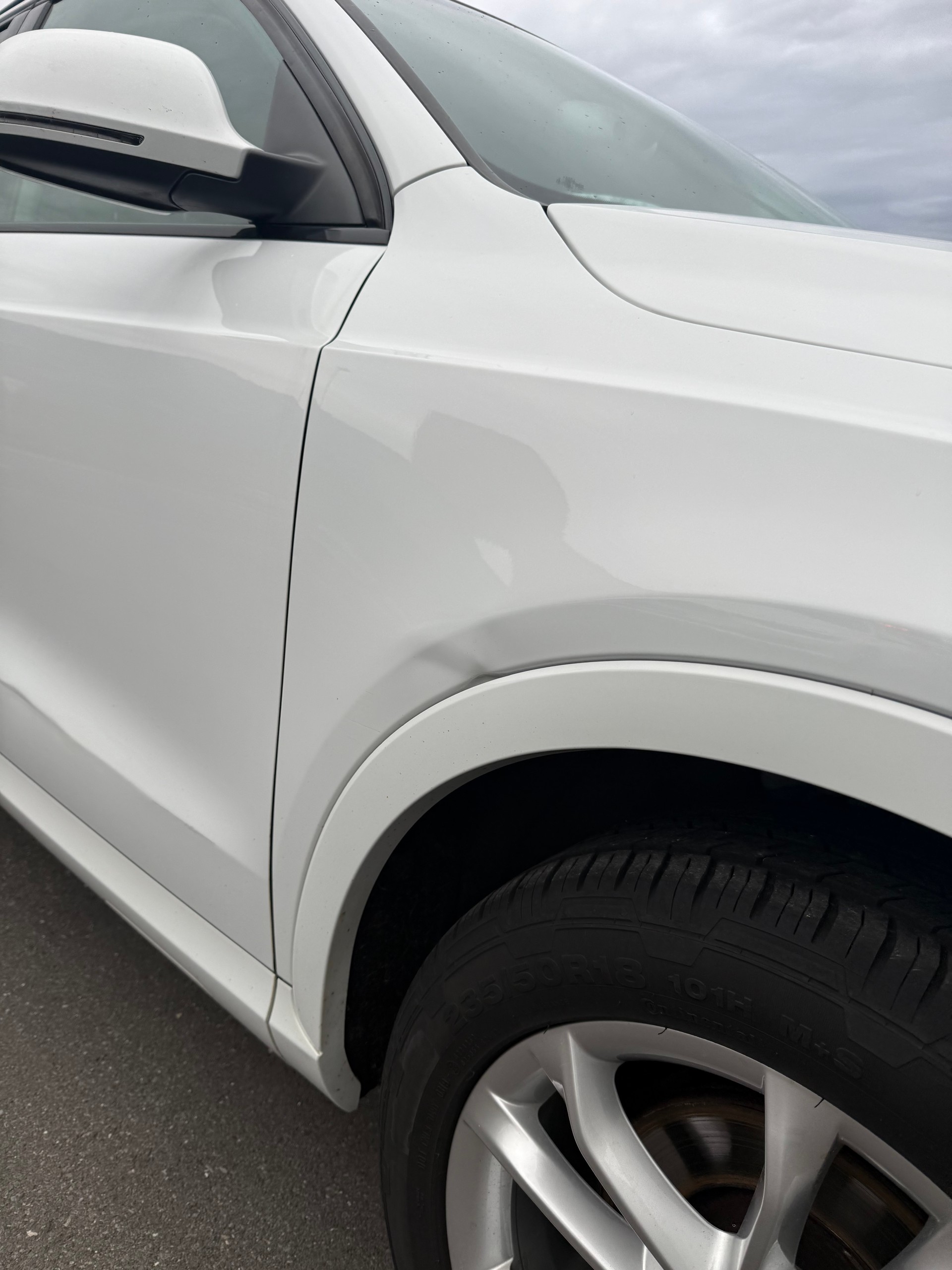 AUDI Q3 2.0 TDI Start quattro S-tronic-image-16
