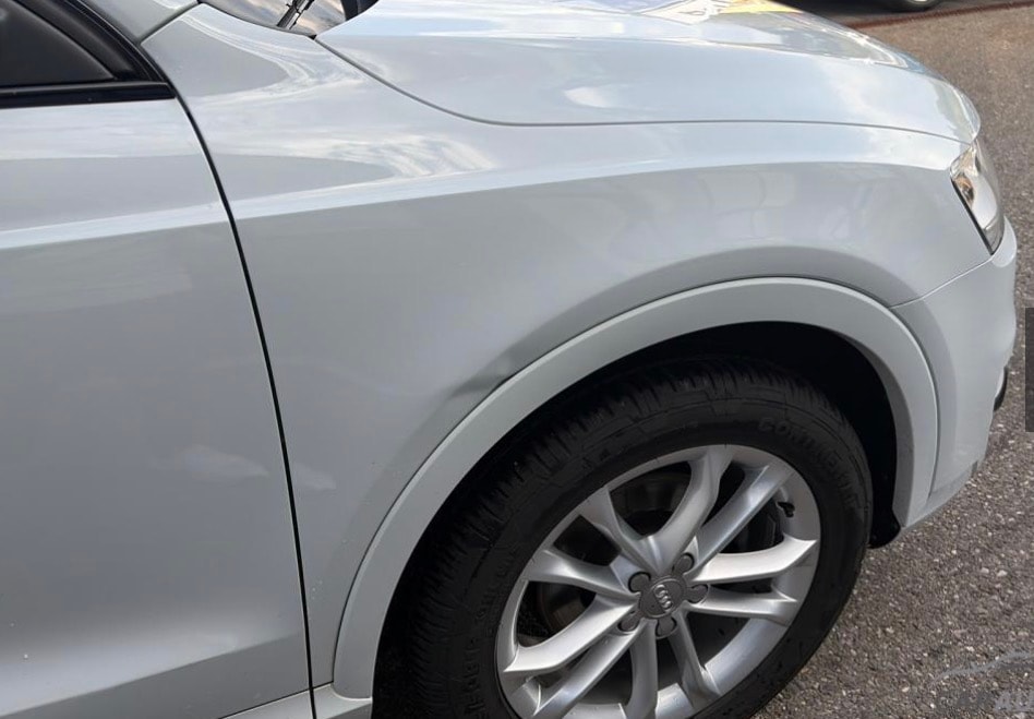 AUDI Q3 2.0 TDI Start quattro S-tronic-image-6
