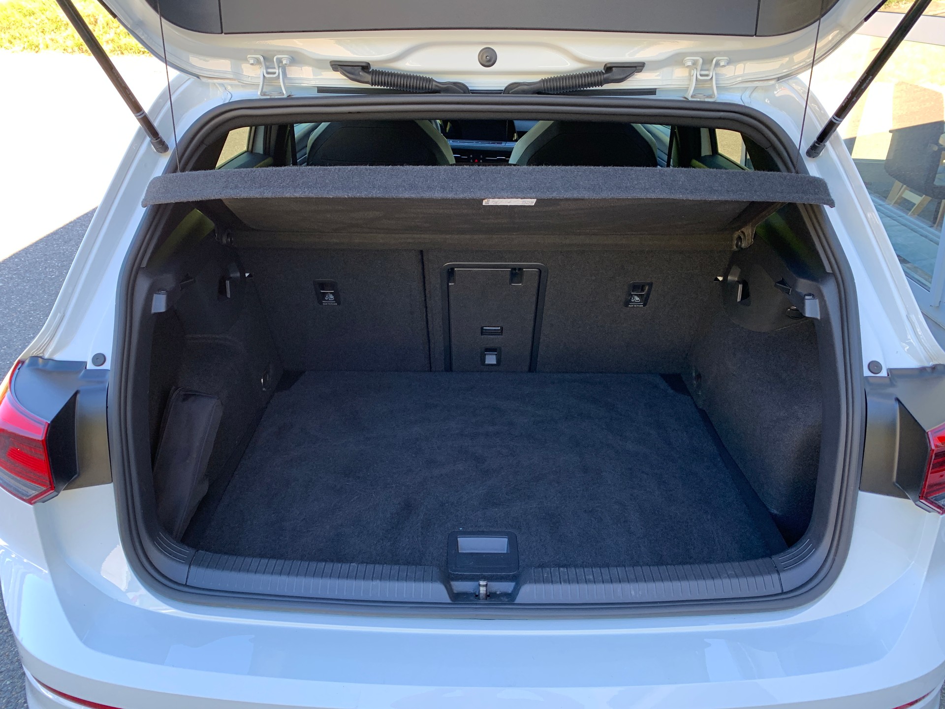 VW Golf 2.0 TSI R-Line DSG 4 Motion-image-16