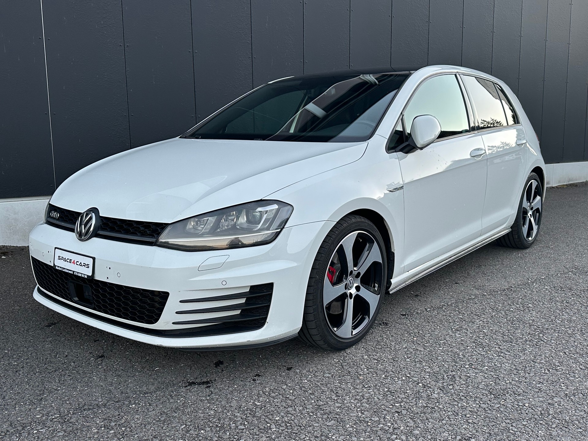 VW Golf 2.0 TDI GTD DSG-image-1